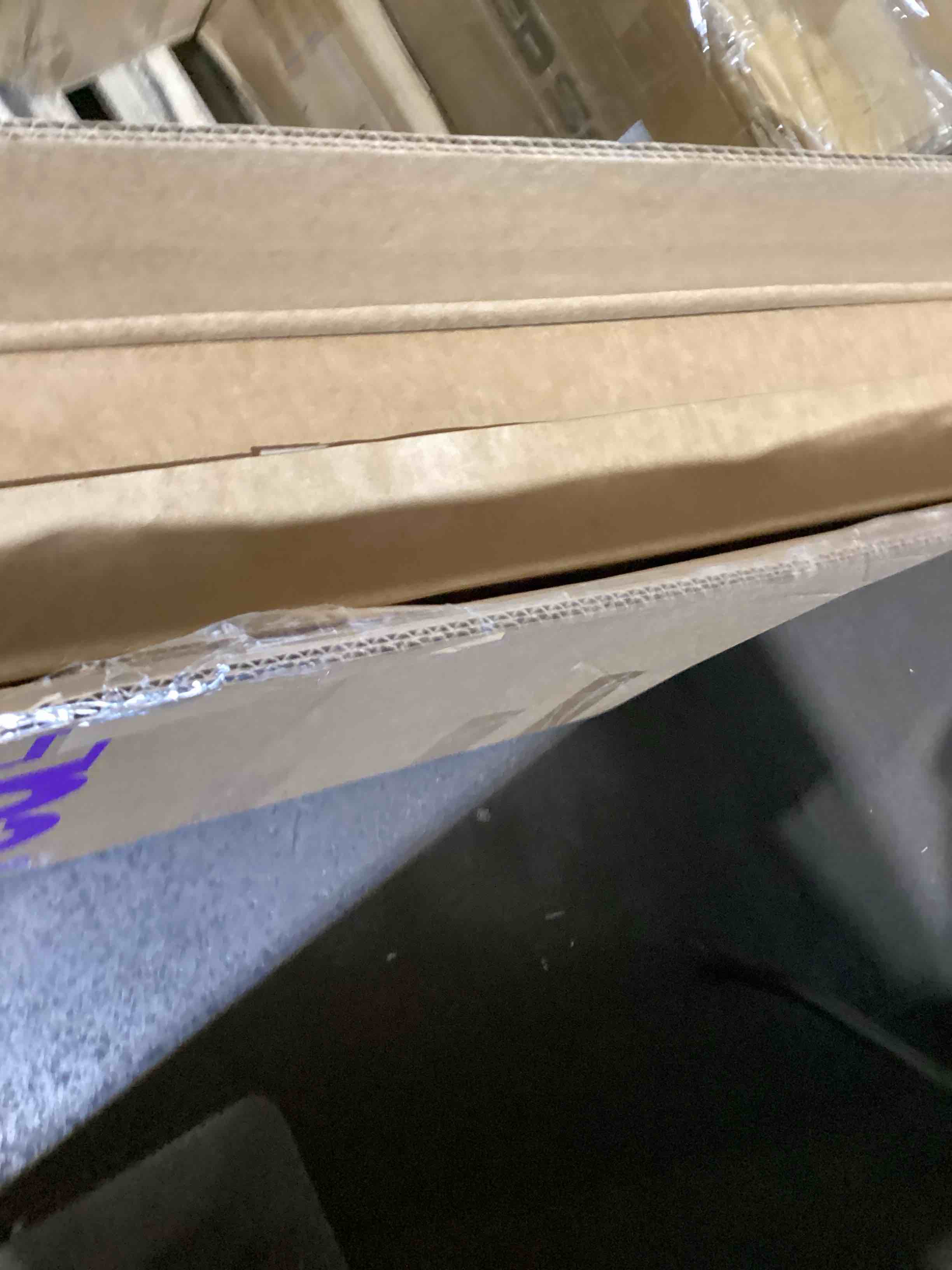 https://s3.amazonaws.com/lotting-images-prod/bidfta/GRA3552953_1750782120714.jpeg