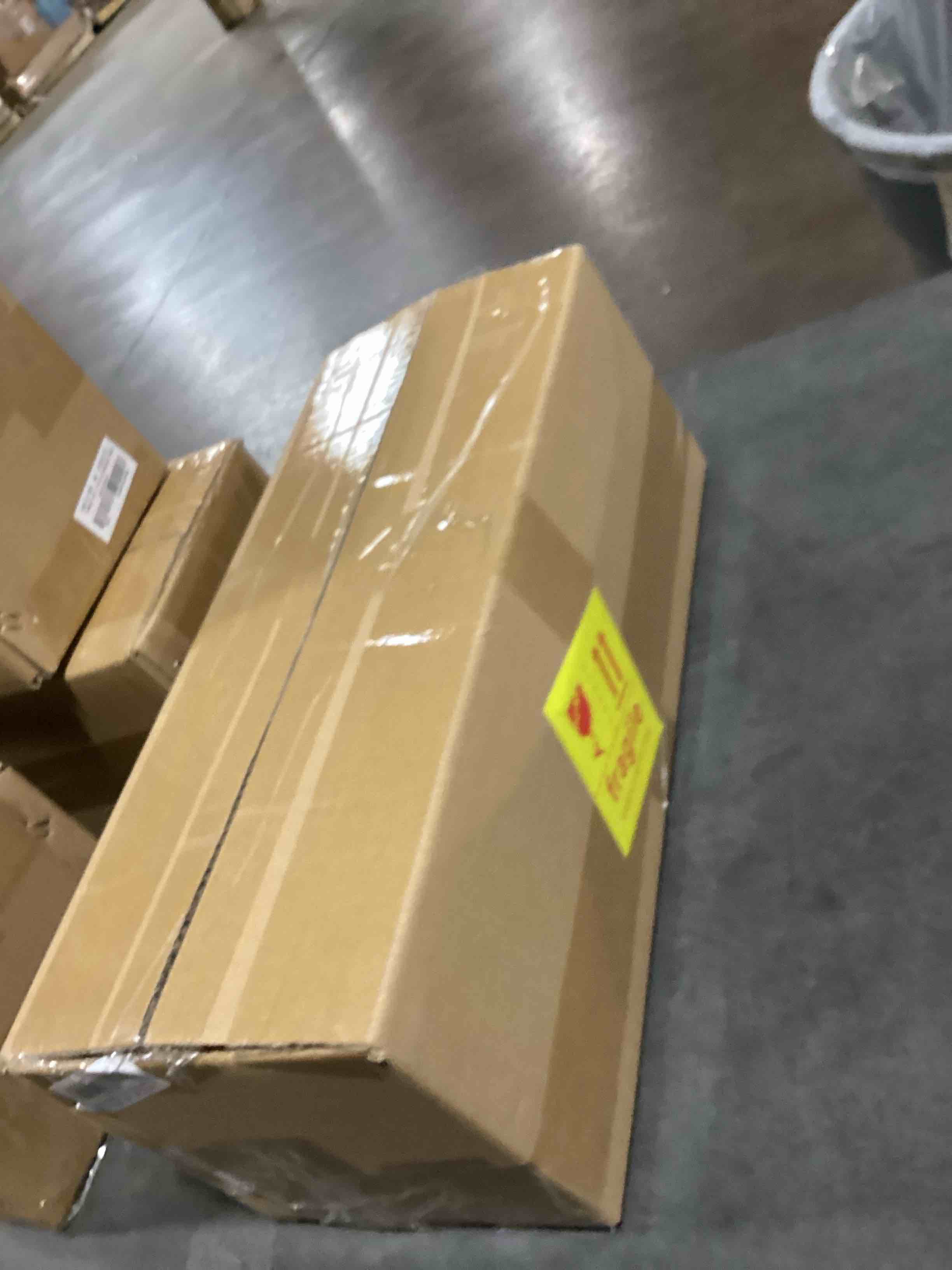 https://s3.amazonaws.com/lotting-images-prod/bidfta/GRA3553391_1746040478277.jpeg