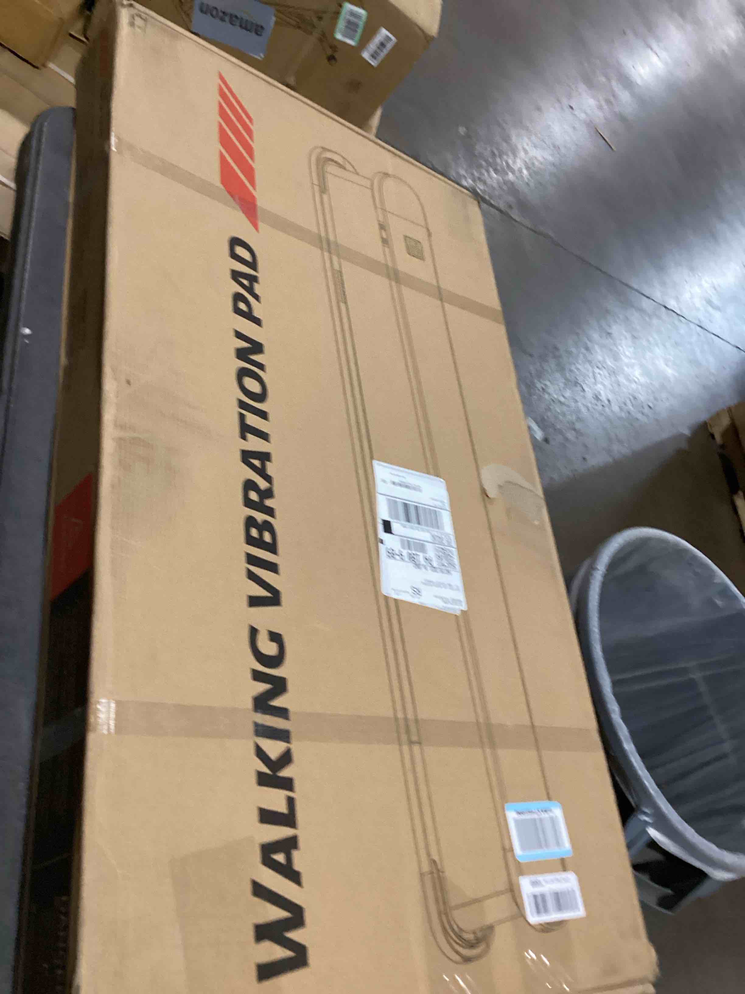 https://s3.amazonaws.com/lotting-images-prod/bidfta/GRA3553639_1746202965197.jpeg