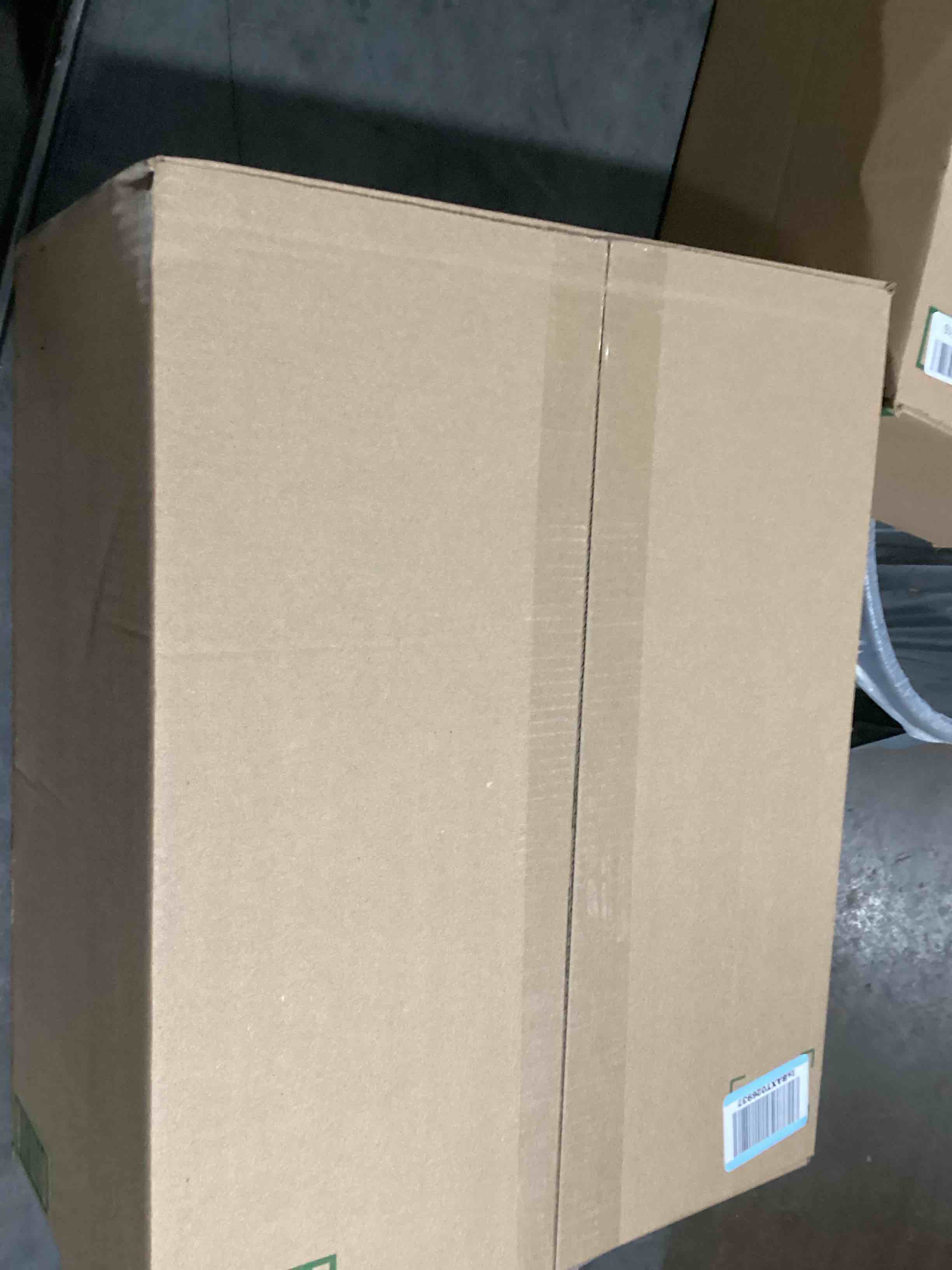 https://s3.amazonaws.com/lotting-images-prod/bidfta/GRA3553651_1746205458457.jpeg