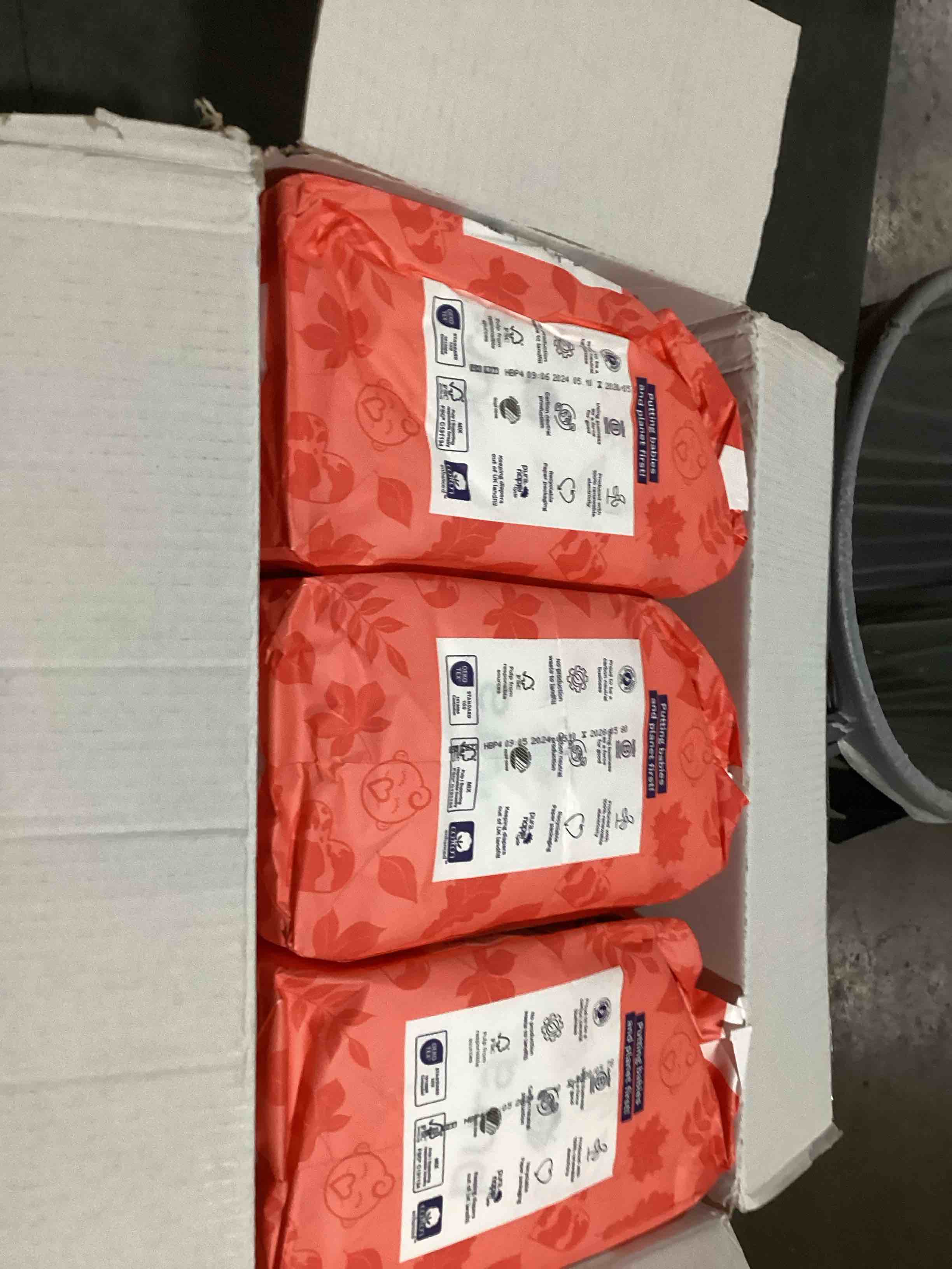 https://s3.amazonaws.com/lotting-images-prod/bidfta/GRA3553655_1746205808158.jpeg