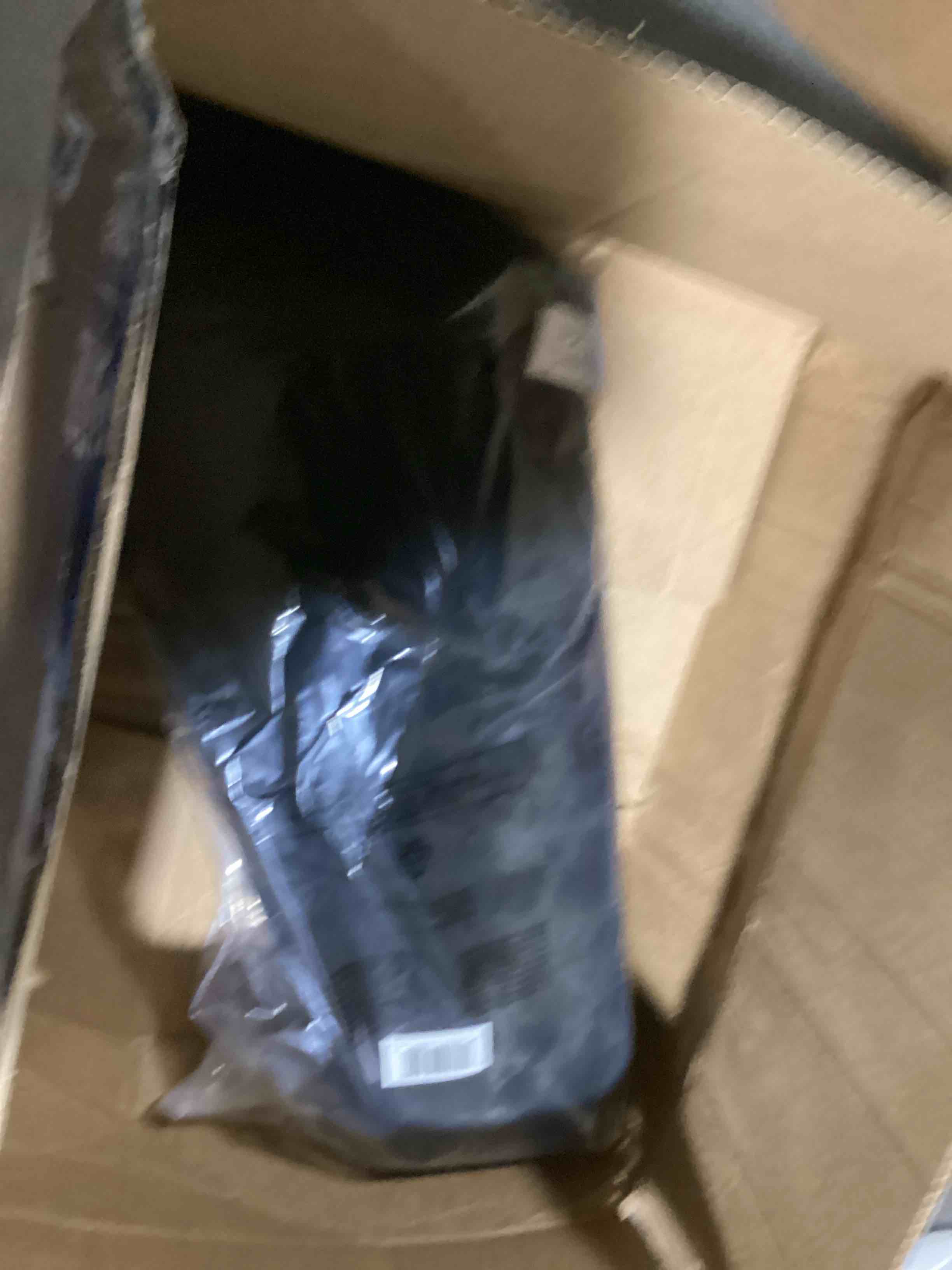 https://s3.amazonaws.com/lotting-images-prod/bidfta/GRA3553684_1746210758518.jpeg