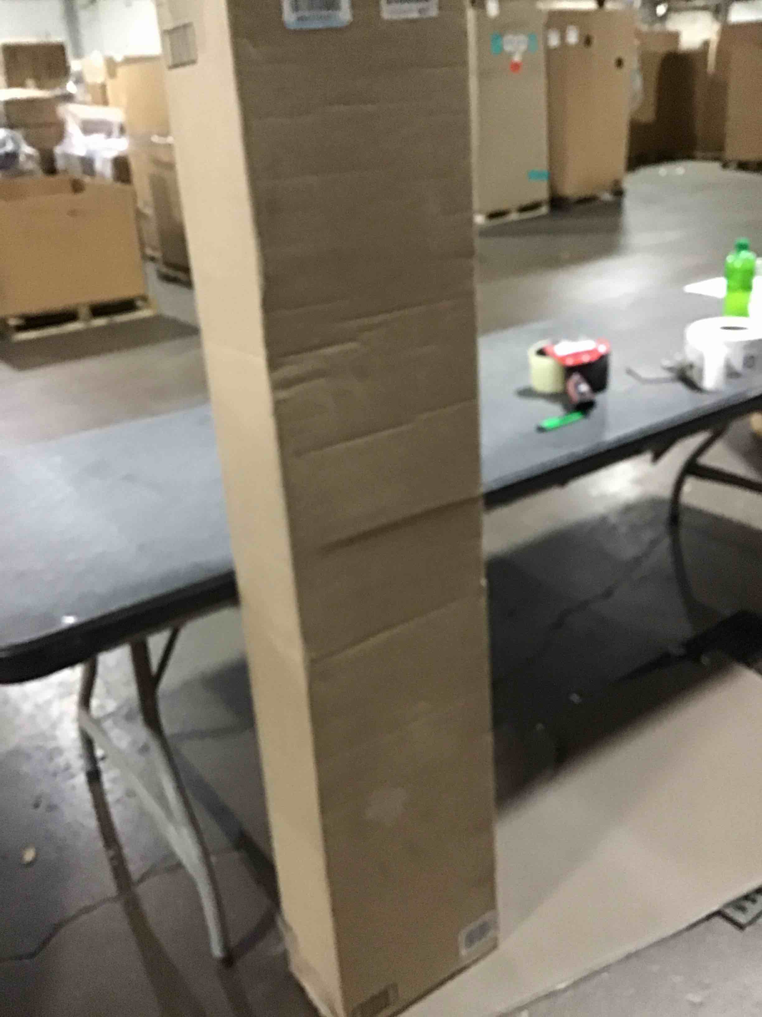 https://s3.amazonaws.com/lotting-images-prod/bidfta/GRA3553794_1746461404113.jpeg