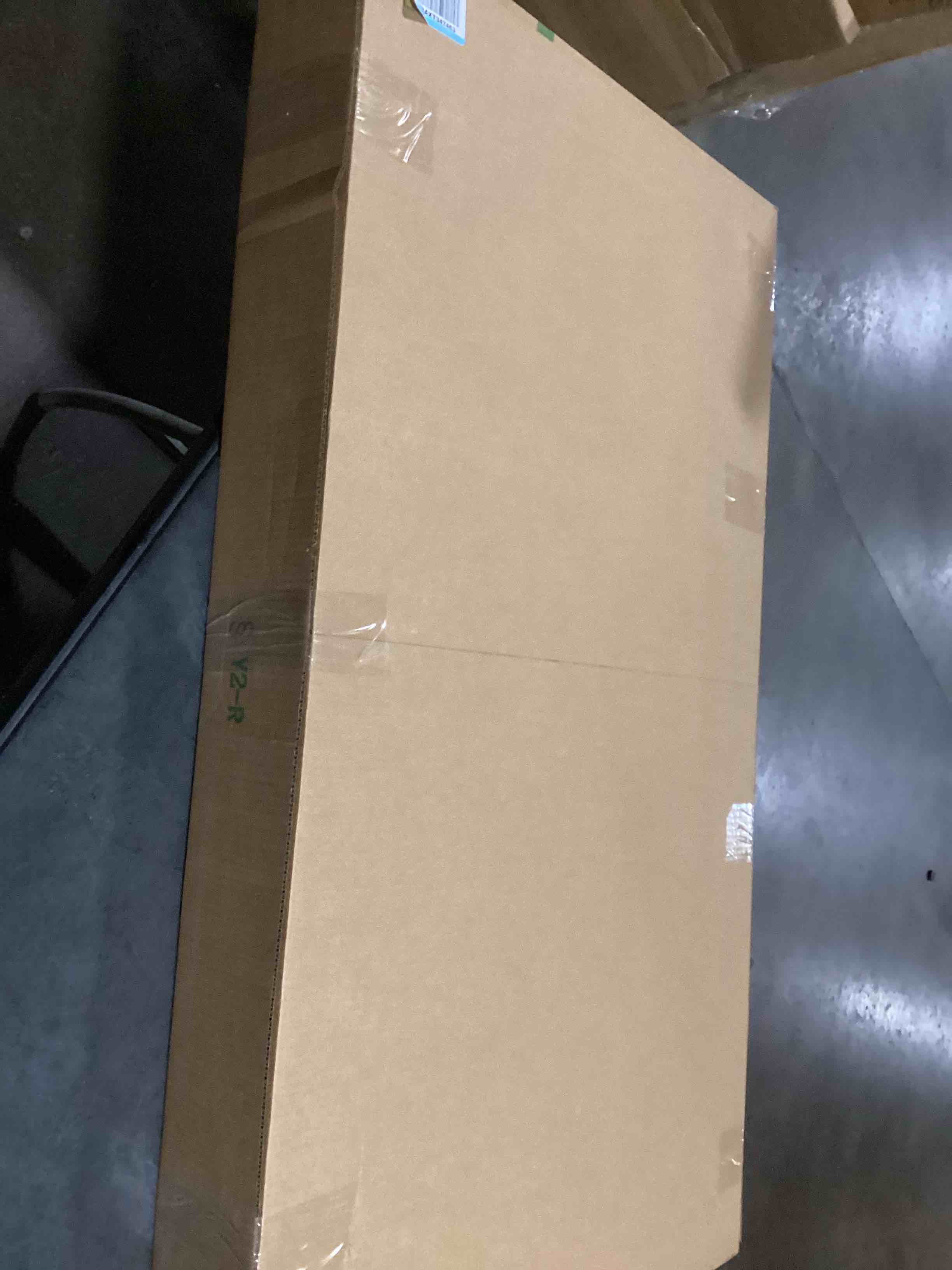 https://s3.amazonaws.com/lotting-images-prod/bidfta/GRA3553885_1746532983770.jpeg