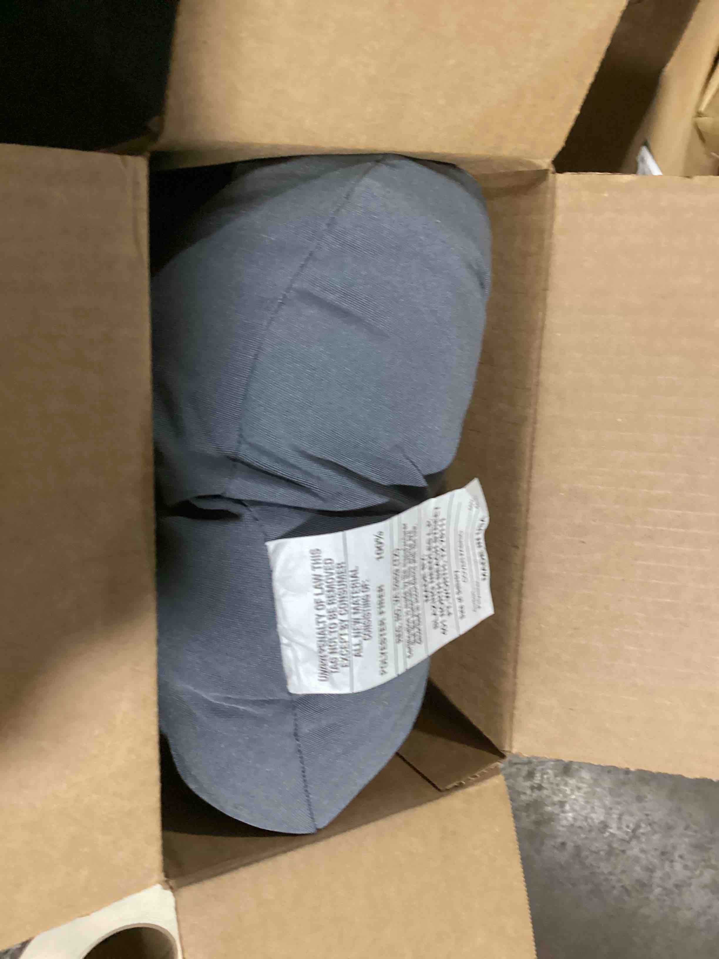 https://s3.amazonaws.com/lotting-images-prod/bidfta/GRA3553916_1746541312554.jpeg