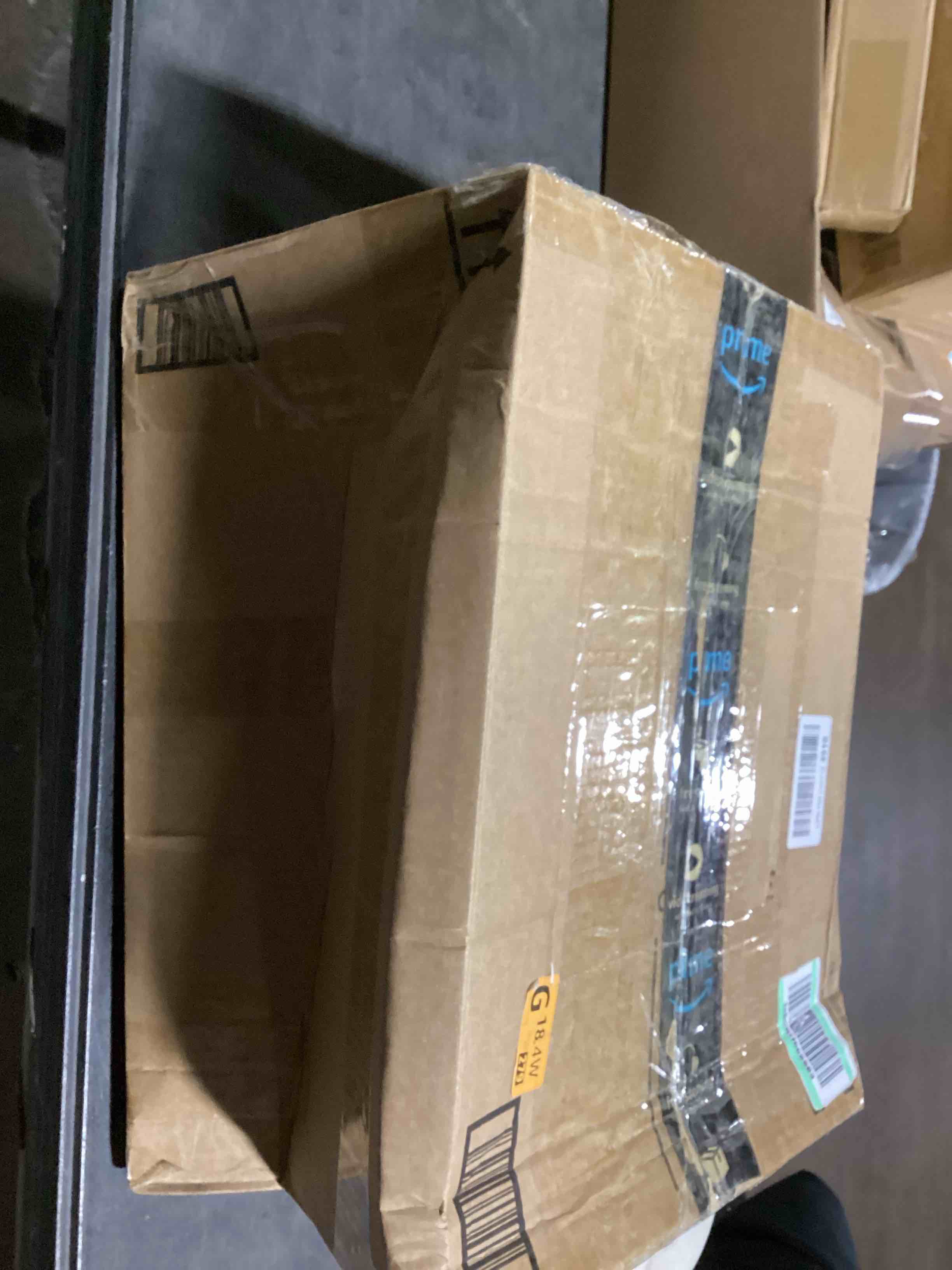 https://s3.amazonaws.com/lotting-images-prod/bidfta/GRA3553918_1746541458617.jpeg