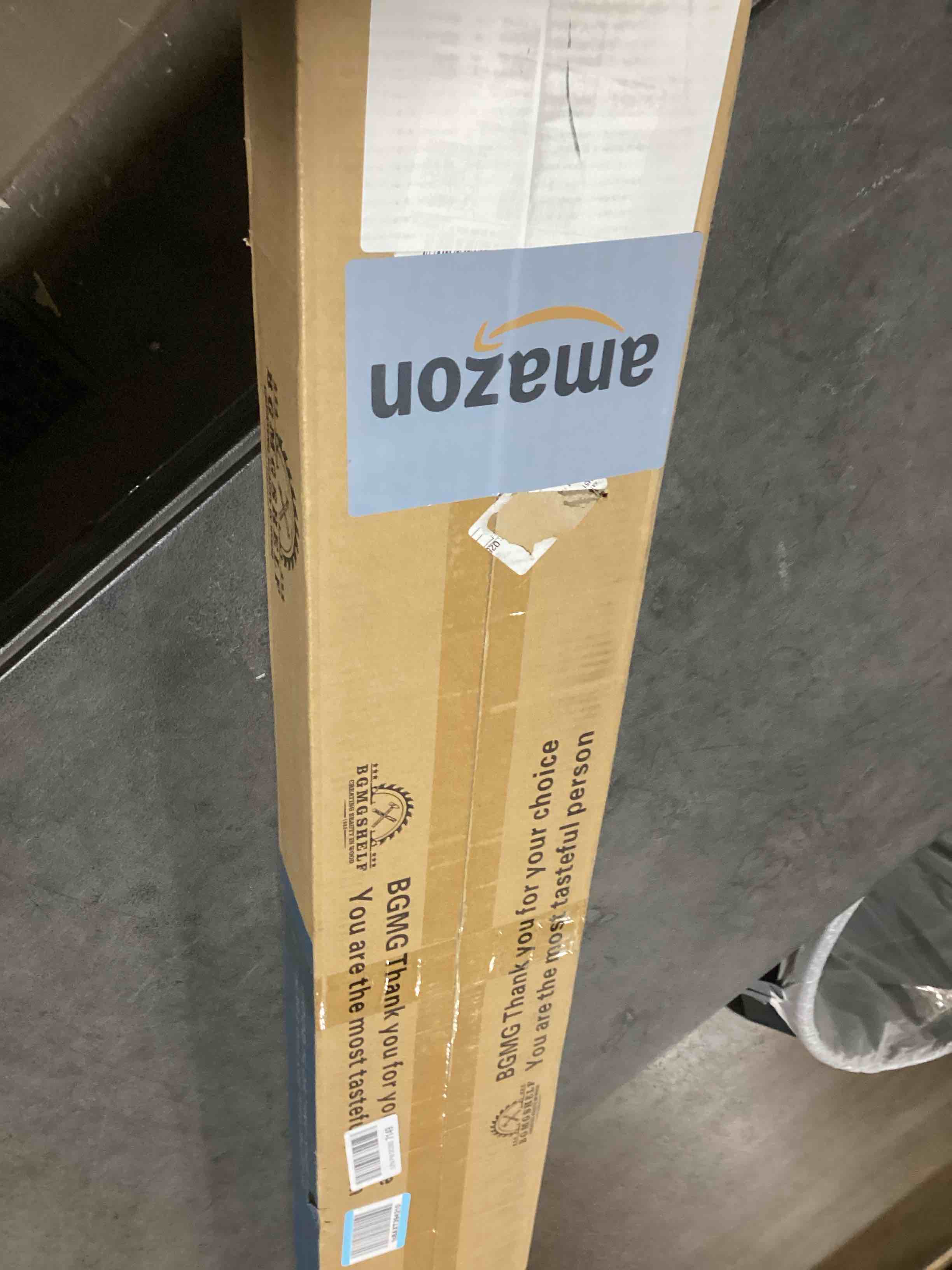 https://s3.amazonaws.com/lotting-images-prod/bidfta/GRA3553935_1746546082489.jpeg