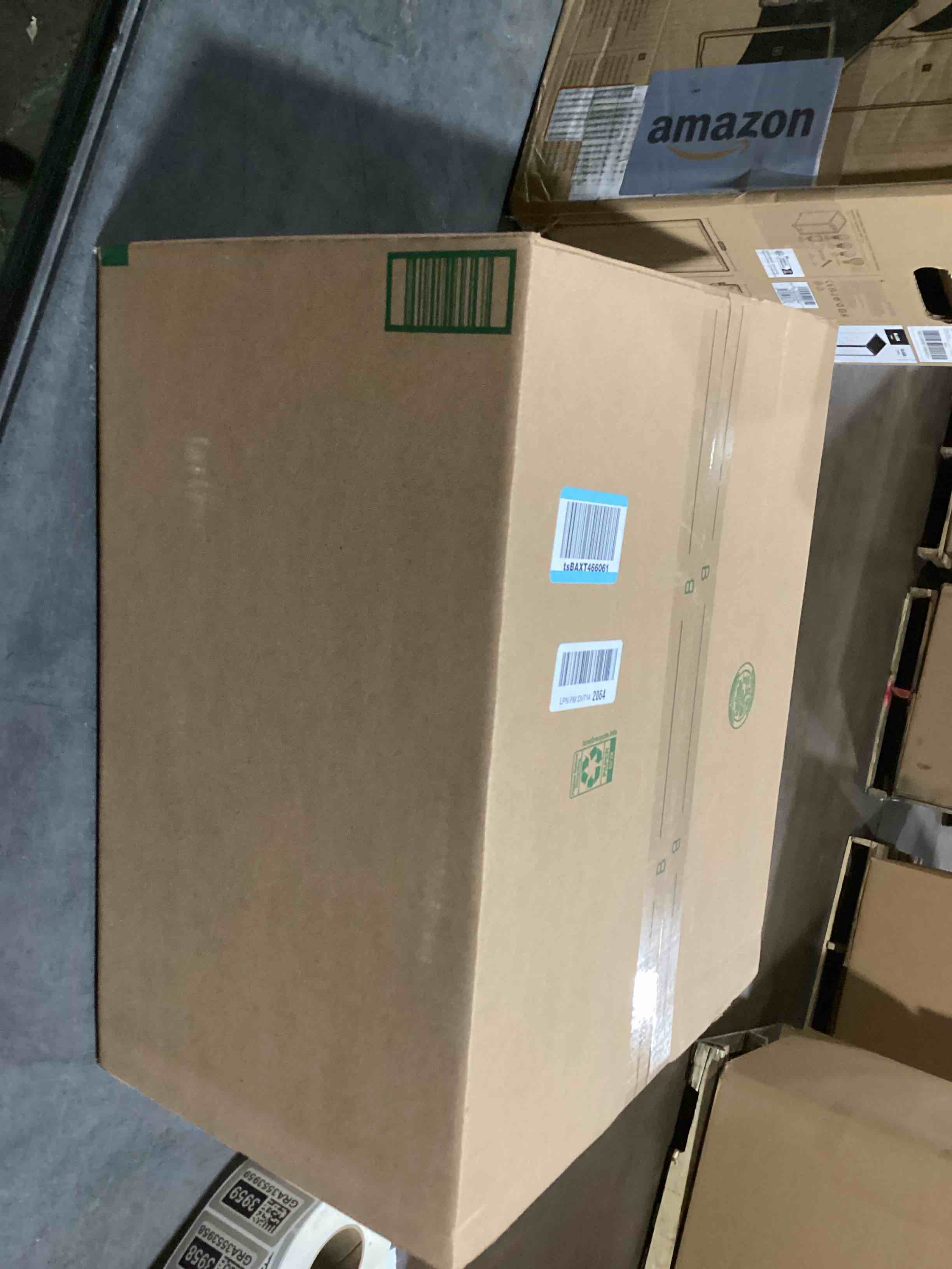 https://s3.amazonaws.com/lotting-images-prod/bidfta/GRA3553948_1746547908330.jpeg