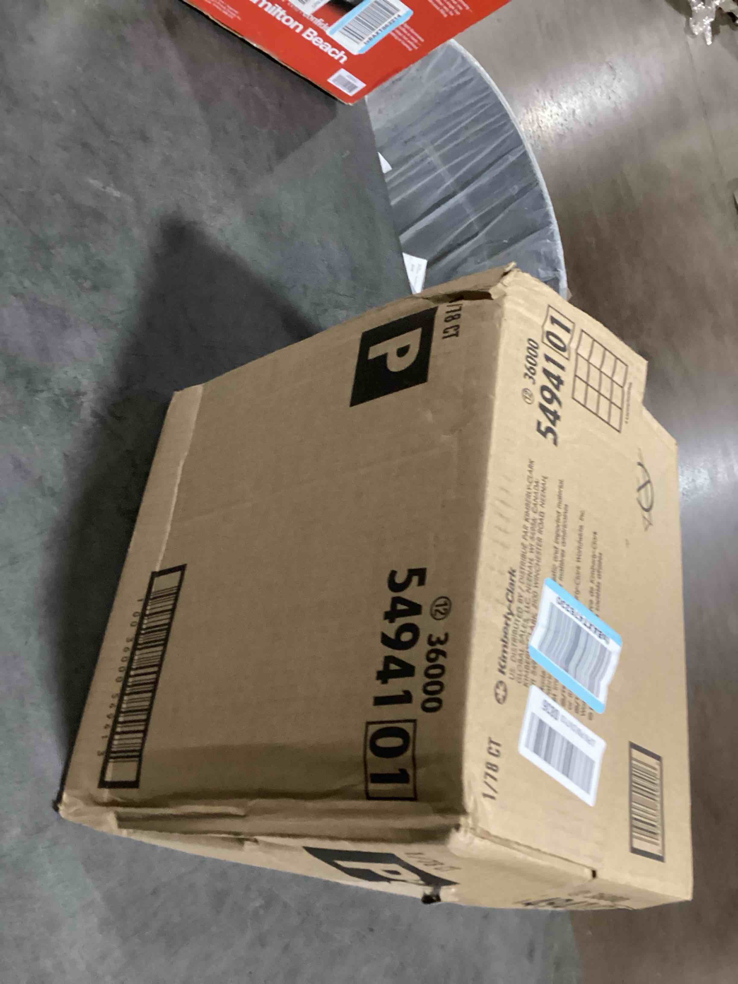 https://s3.amazonaws.com/lotting-images-prod/bidfta/GRA3553983_1746555322261.jpeg