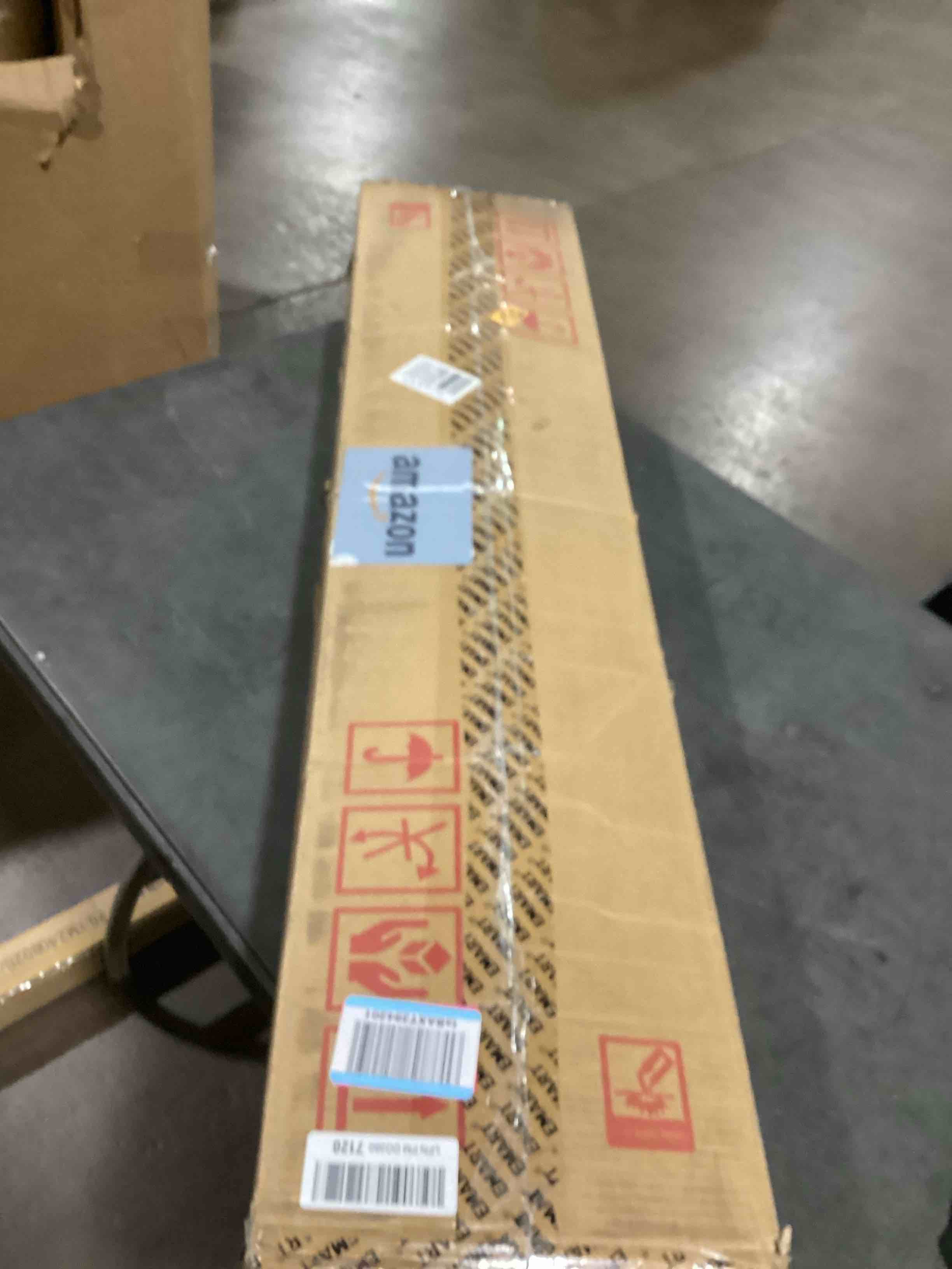 https://s3.amazonaws.com/lotting-images-prod/bidfta/GRA3554010_1746616742944.jpeg