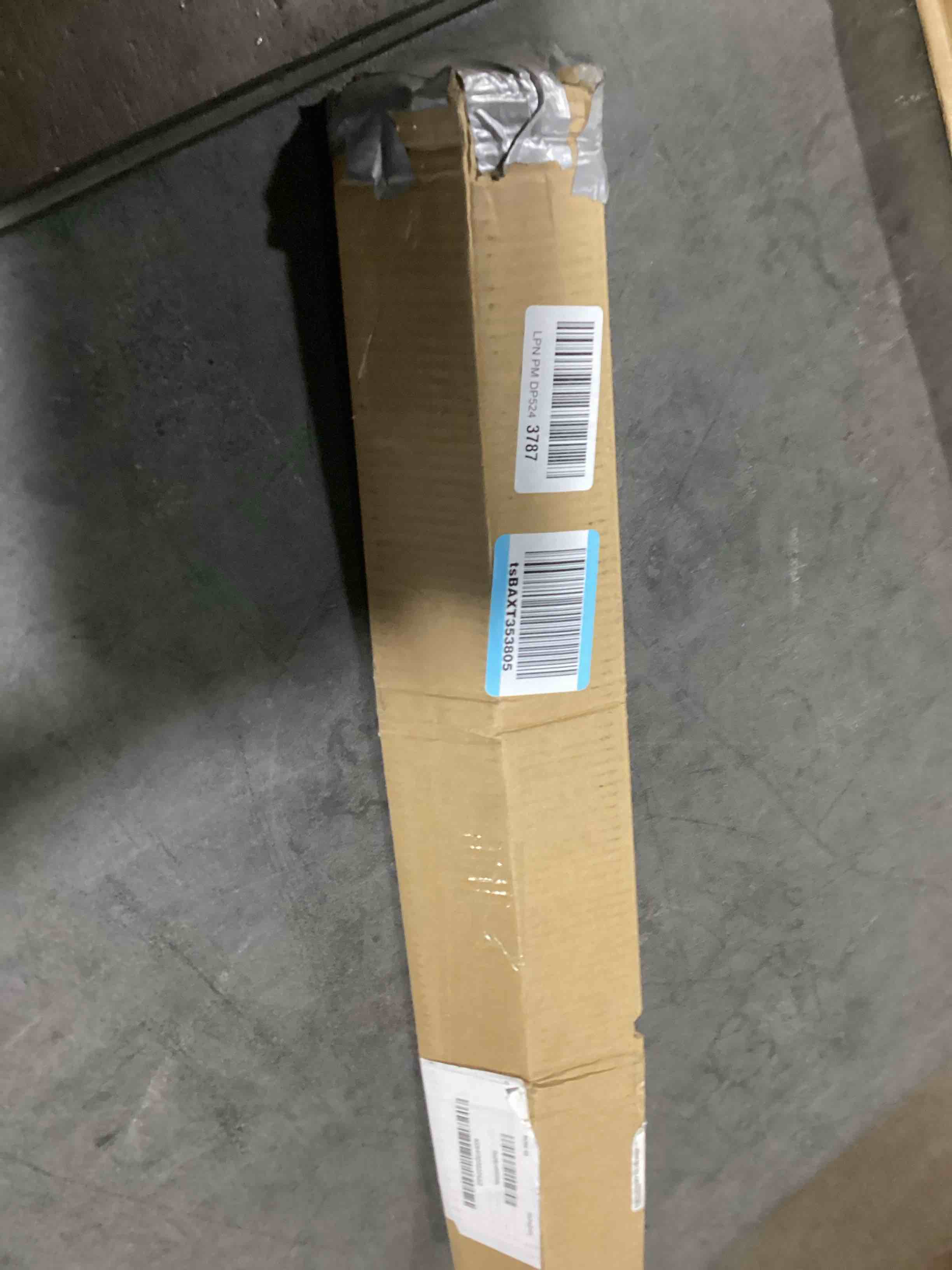 https://s3.amazonaws.com/lotting-images-prod/bidfta/GRA3554043_1746624383067.jpeg
