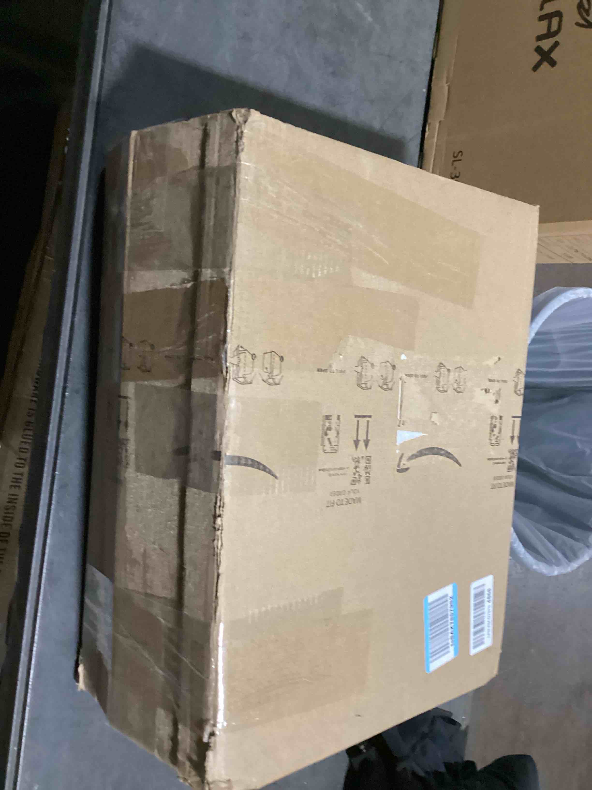 https://s3.amazonaws.com/lotting-images-prod/bidfta/GRA3554169_1746706910868.jpeg