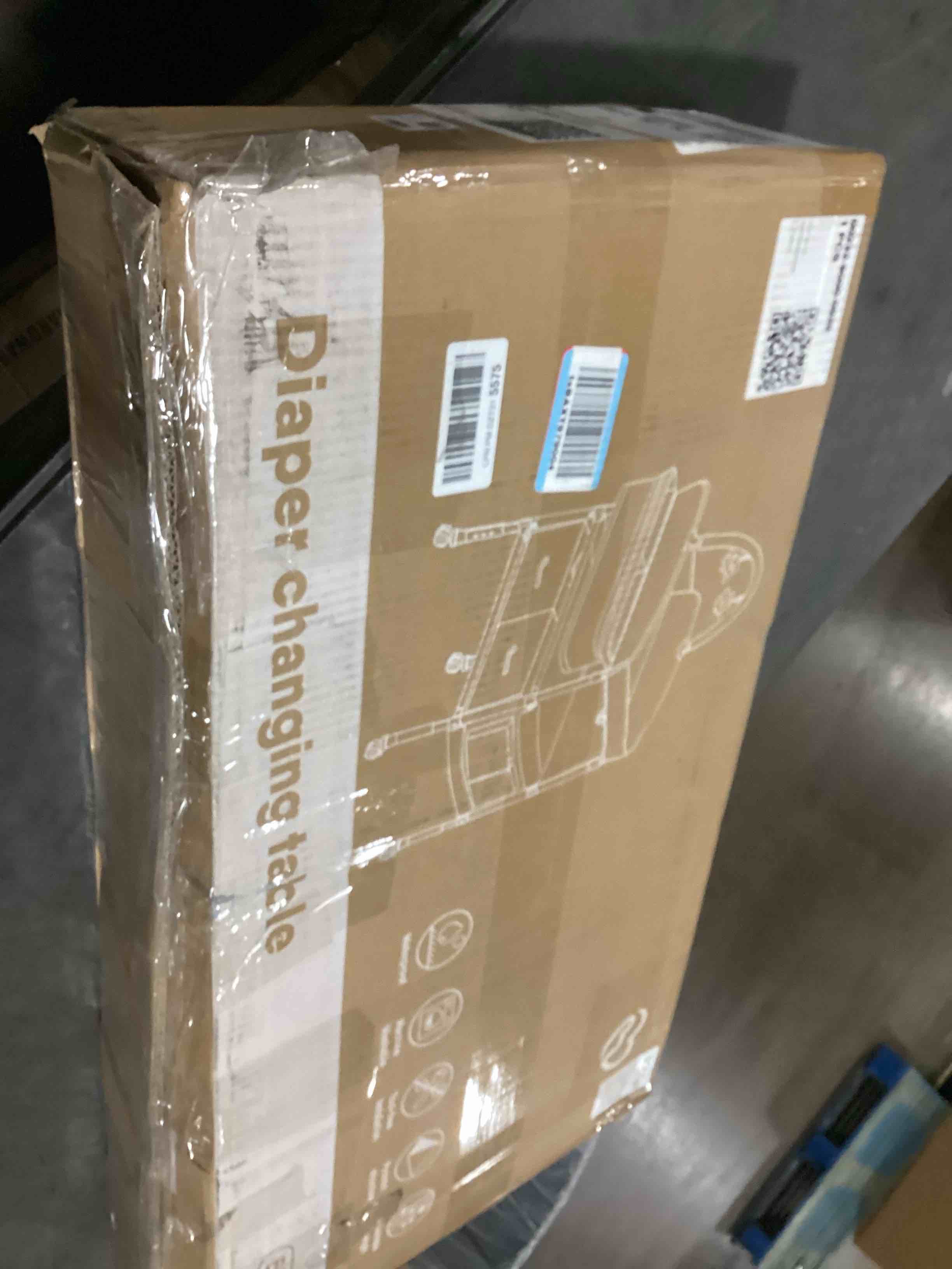 https://s3.amazonaws.com/lotting-images-prod/bidfta/GRA3554276_1746727027302.jpeg