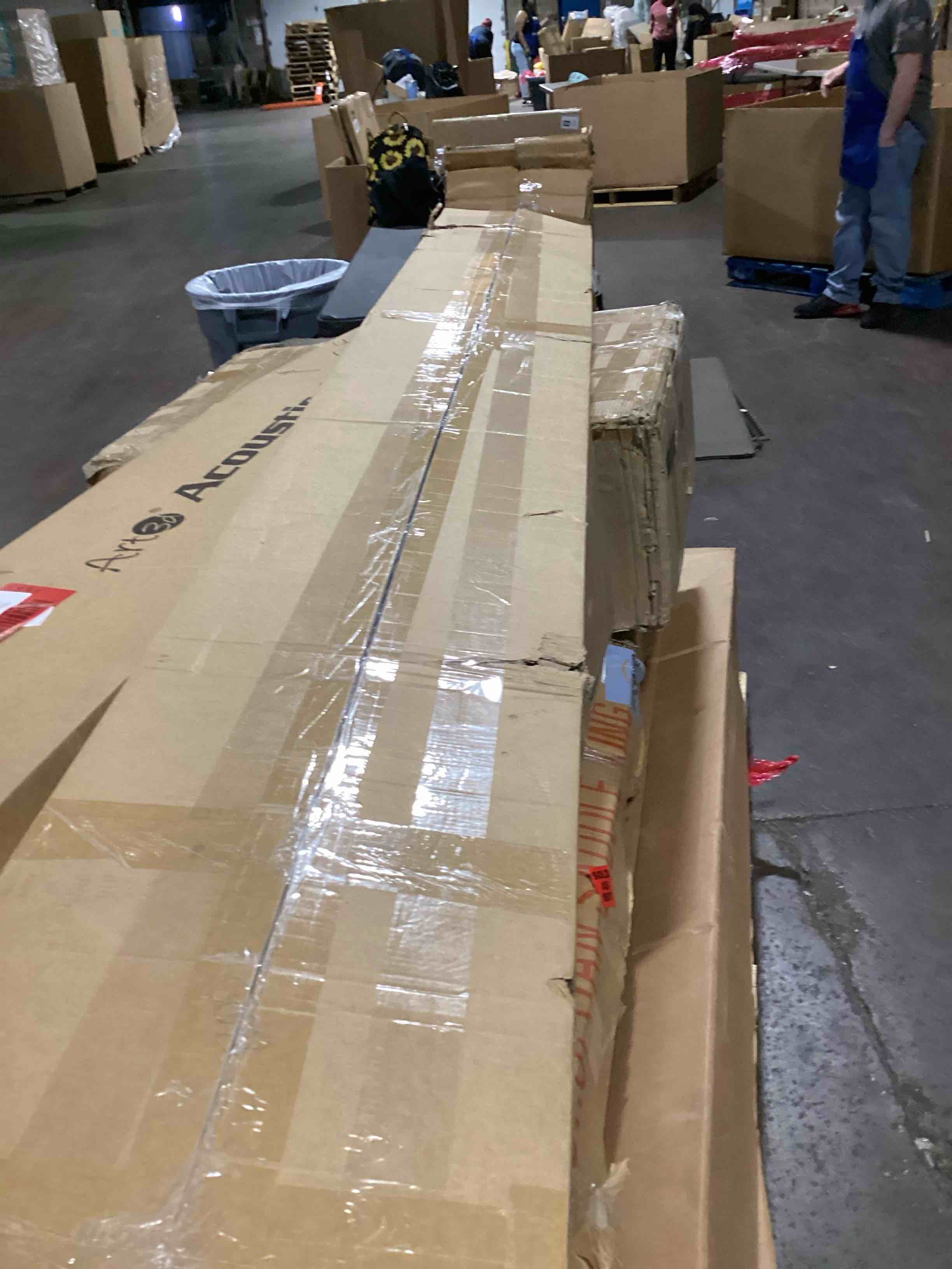https://s3.amazonaws.com/lotting-images-prod/bidfta/GRA3554304_1746790128556.jpeg