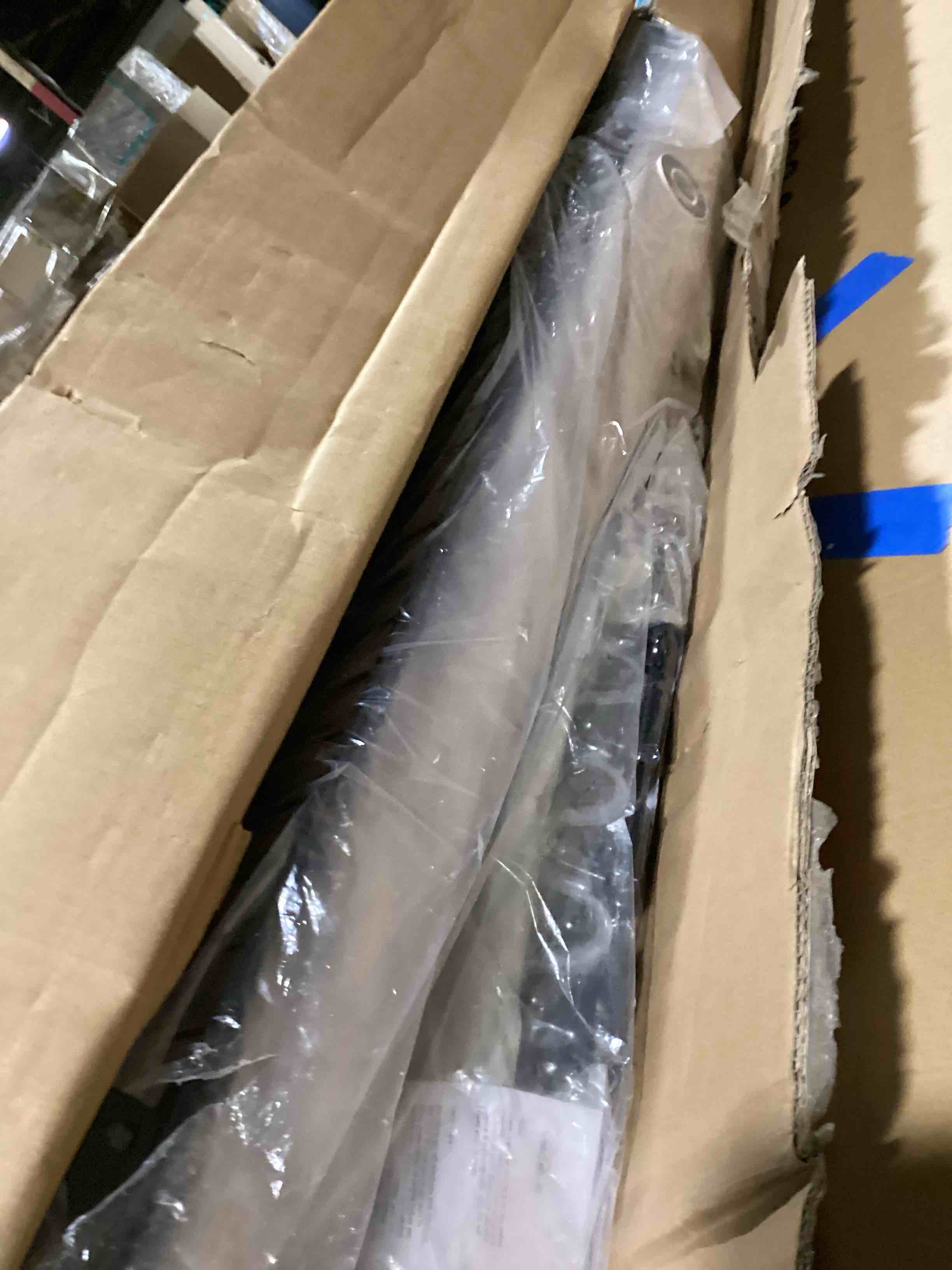https://s3.amazonaws.com/lotting-images-prod/bidfta/GRA3554318_1746794599486.jpeg