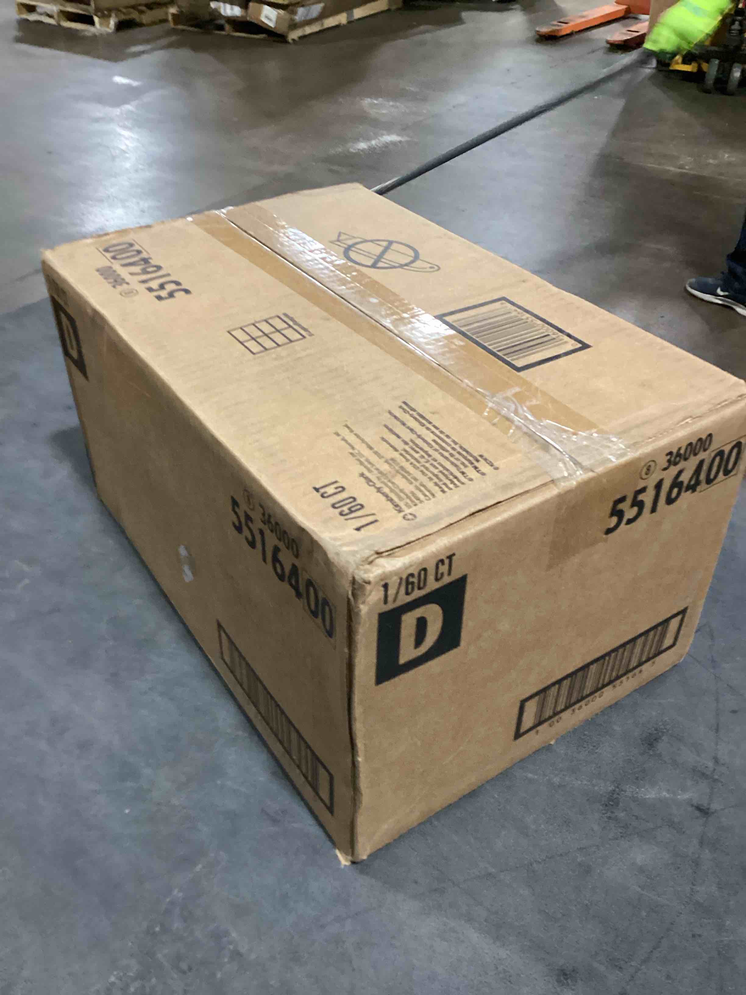 https://s3.amazonaws.com/lotting-images-prod/bidfta/GRA3554331_1746800962441.jpeg