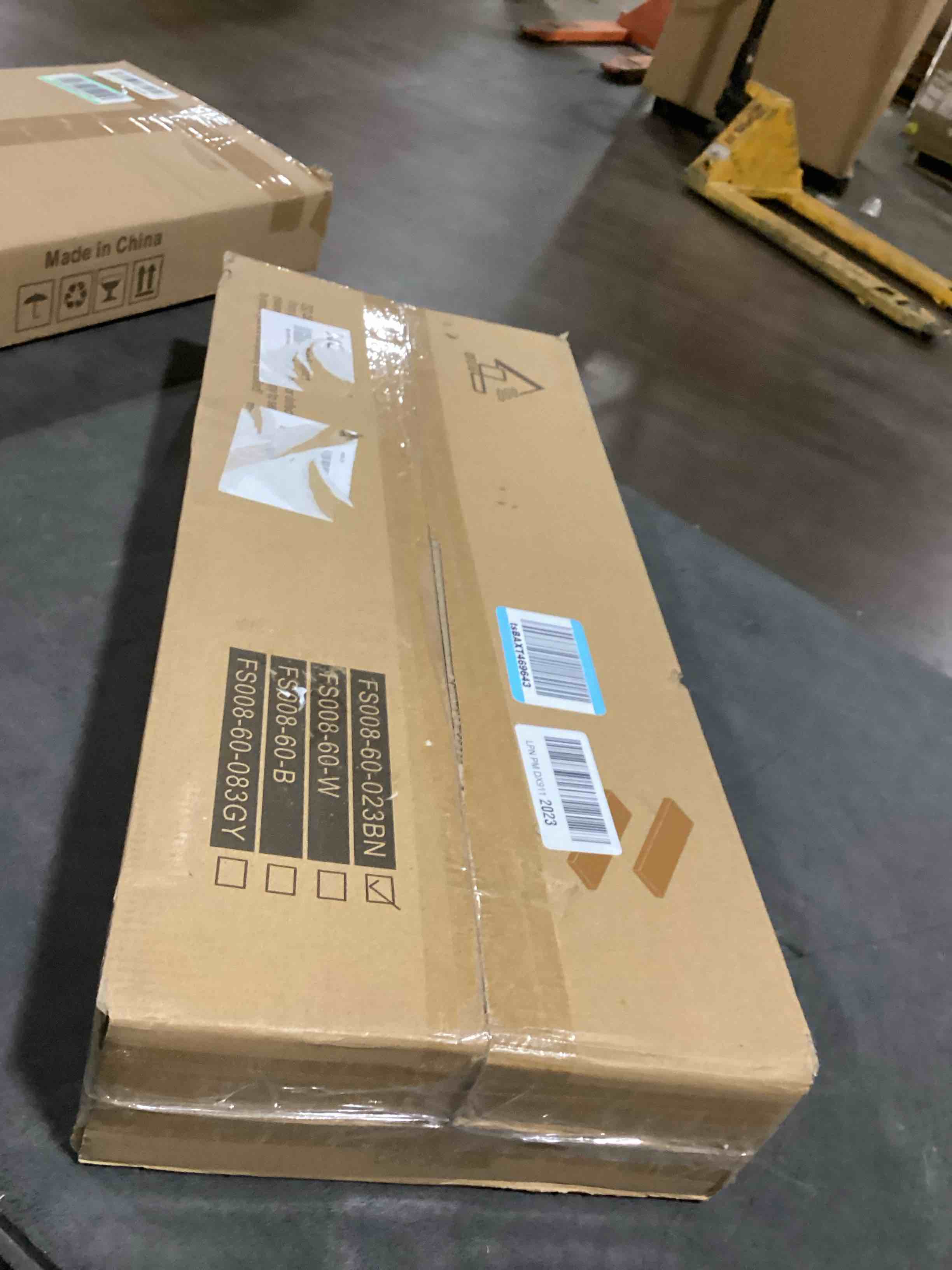 https://s3.amazonaws.com/lotting-images-prod/bidfta/GRA3554367_1746809862926.jpeg