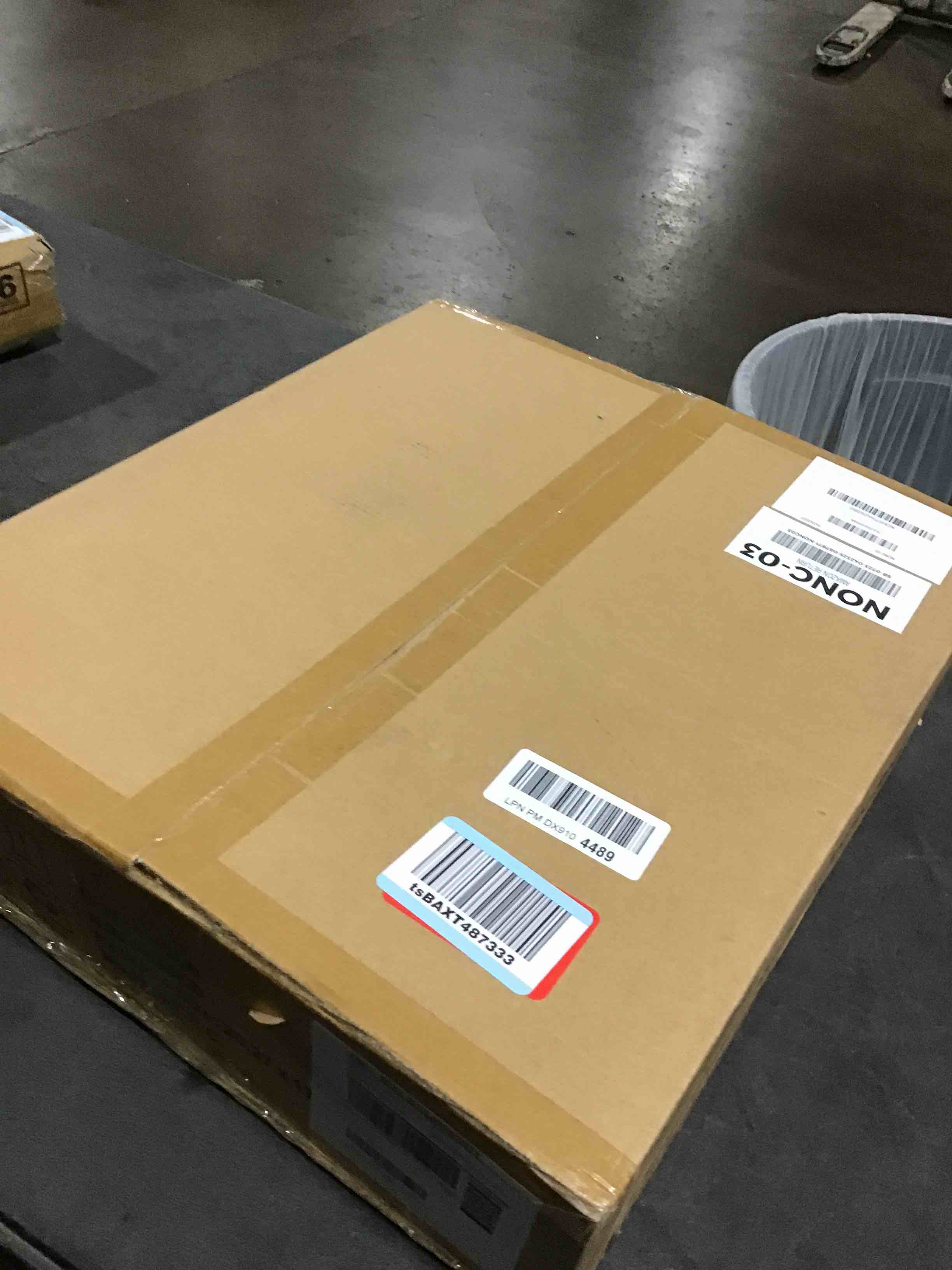 https://s3.amazonaws.com/lotting-images-prod/bidfta/GRA3554861_1747414830127.jpeg