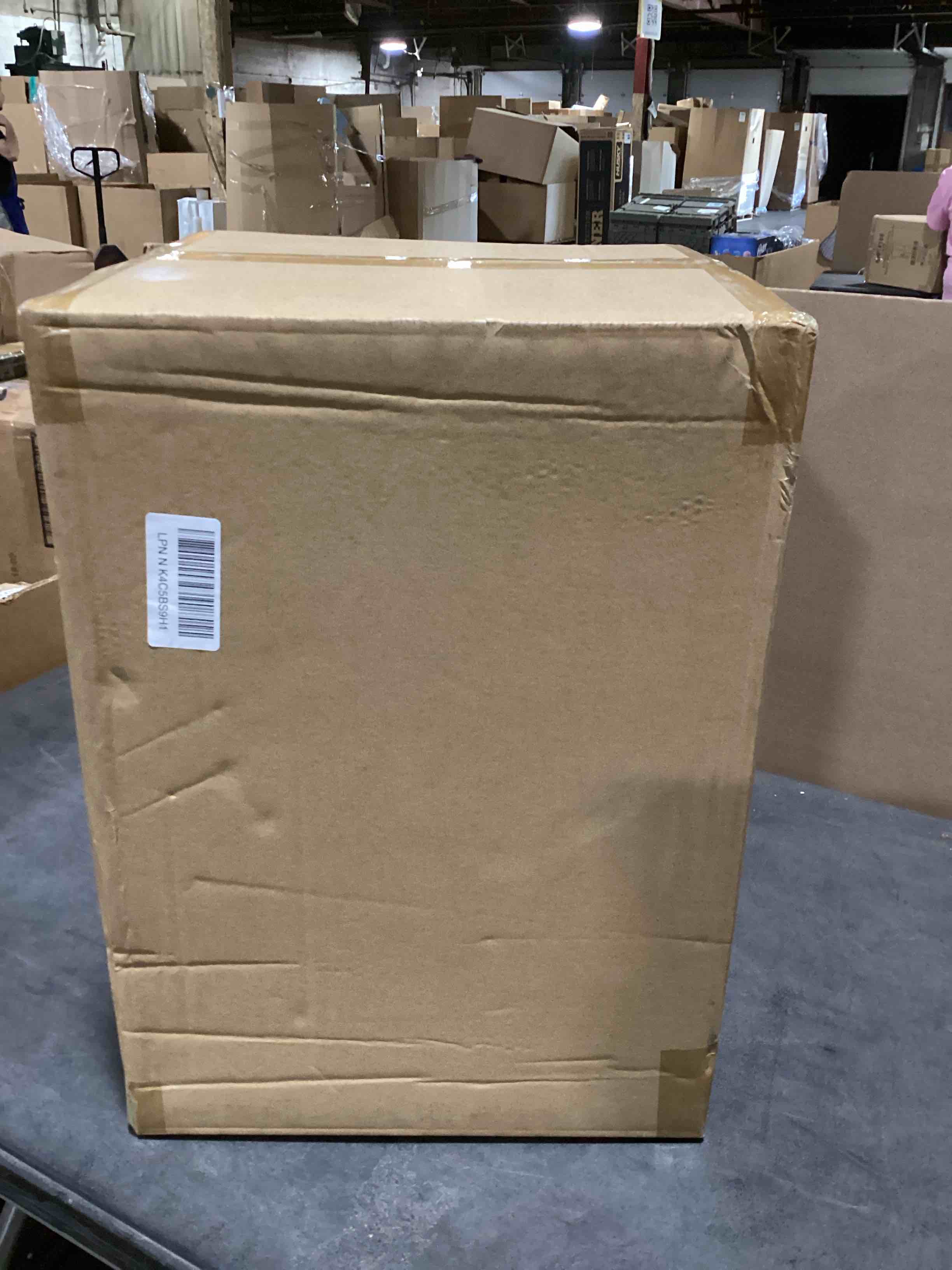 https://s3.amazonaws.com/lotting-images-prod/bidfta/GRA3556450_1749665951968.jpeg