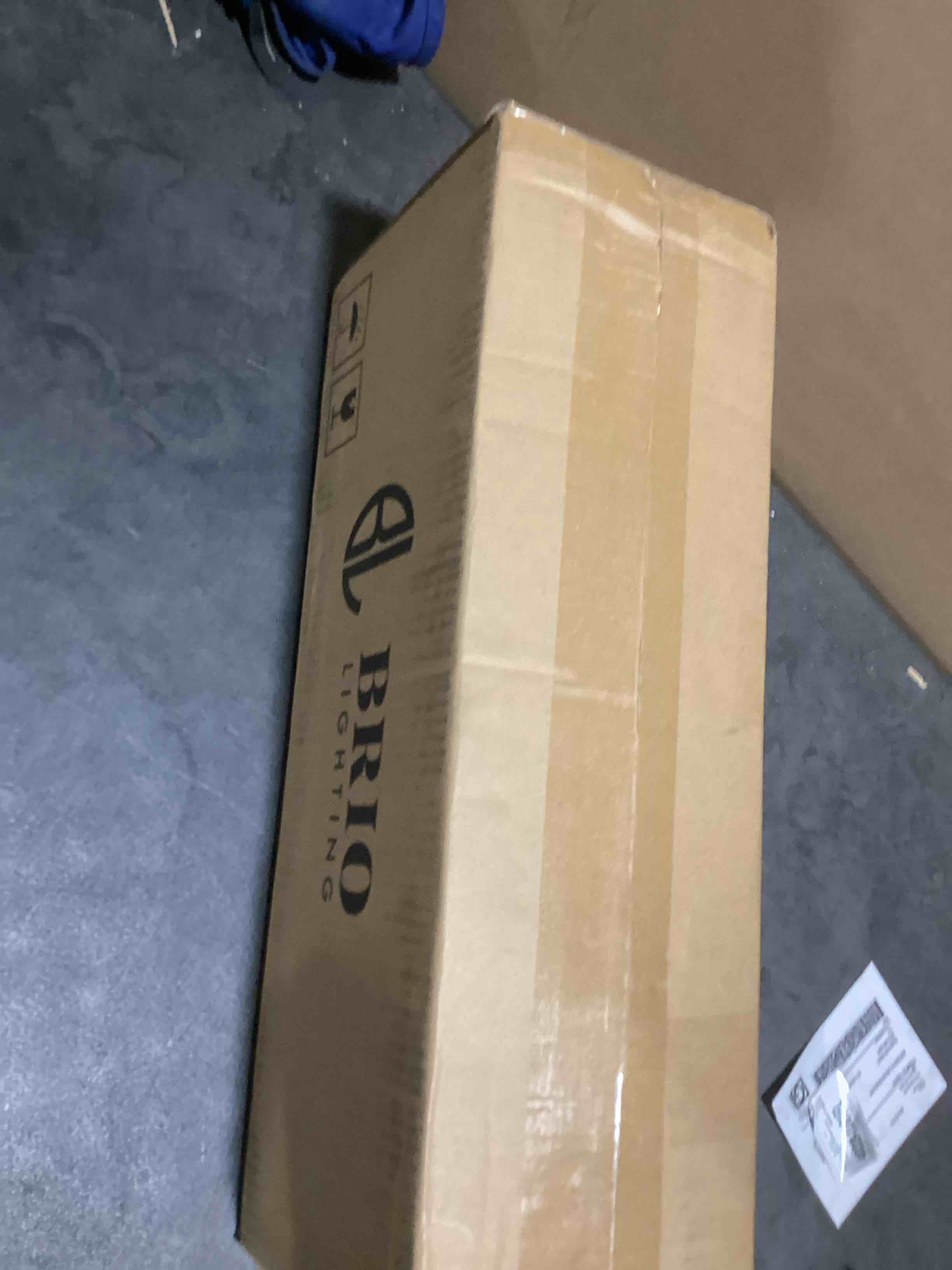https://s3.amazonaws.com/lotting-images-prod/bidfta/GRA3556723_1750184979554.jpeg