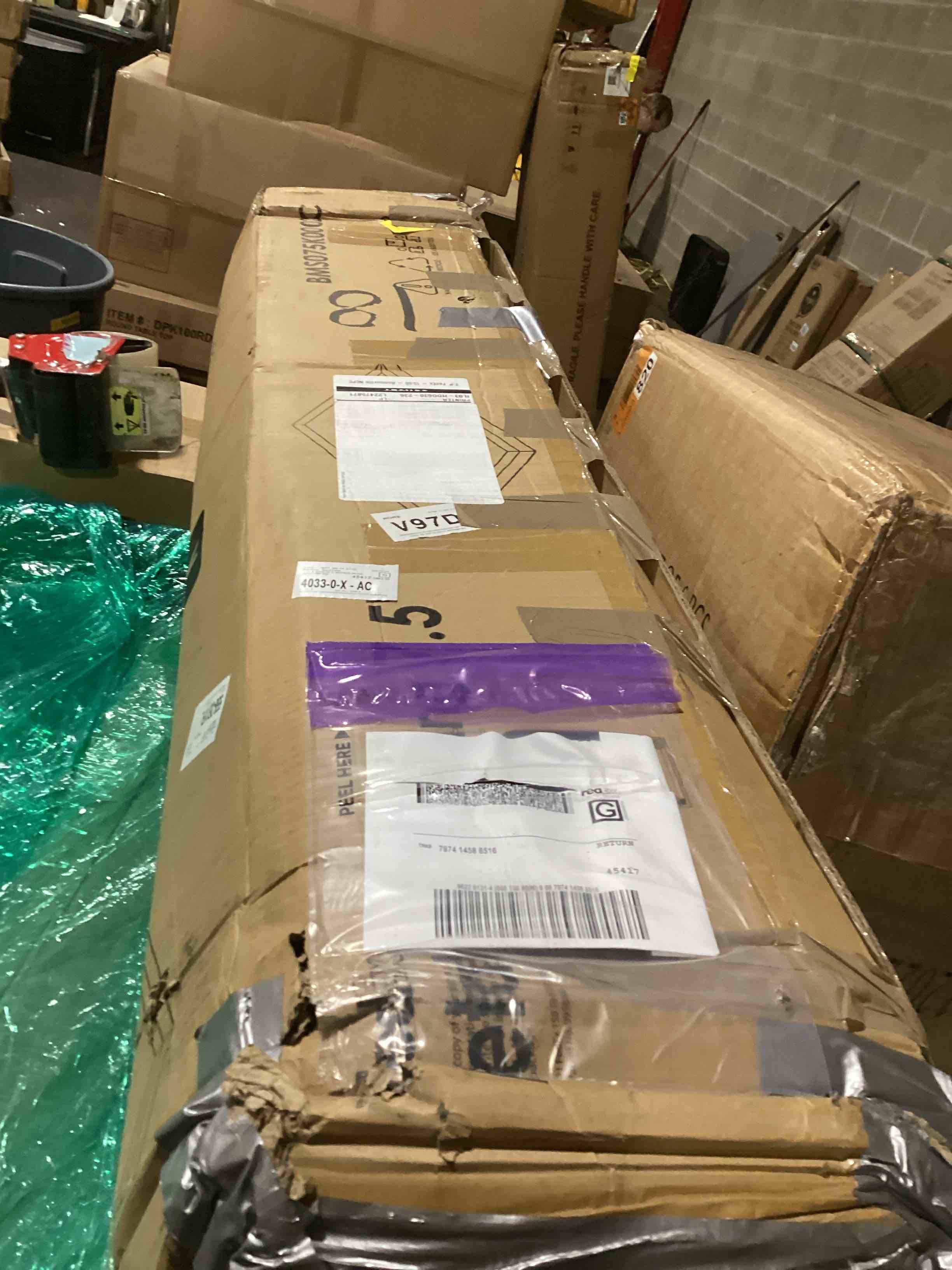 https://s3.amazonaws.com/lotting-images-prod/bidfta/GRA3556935_1750421747366.jpeg
