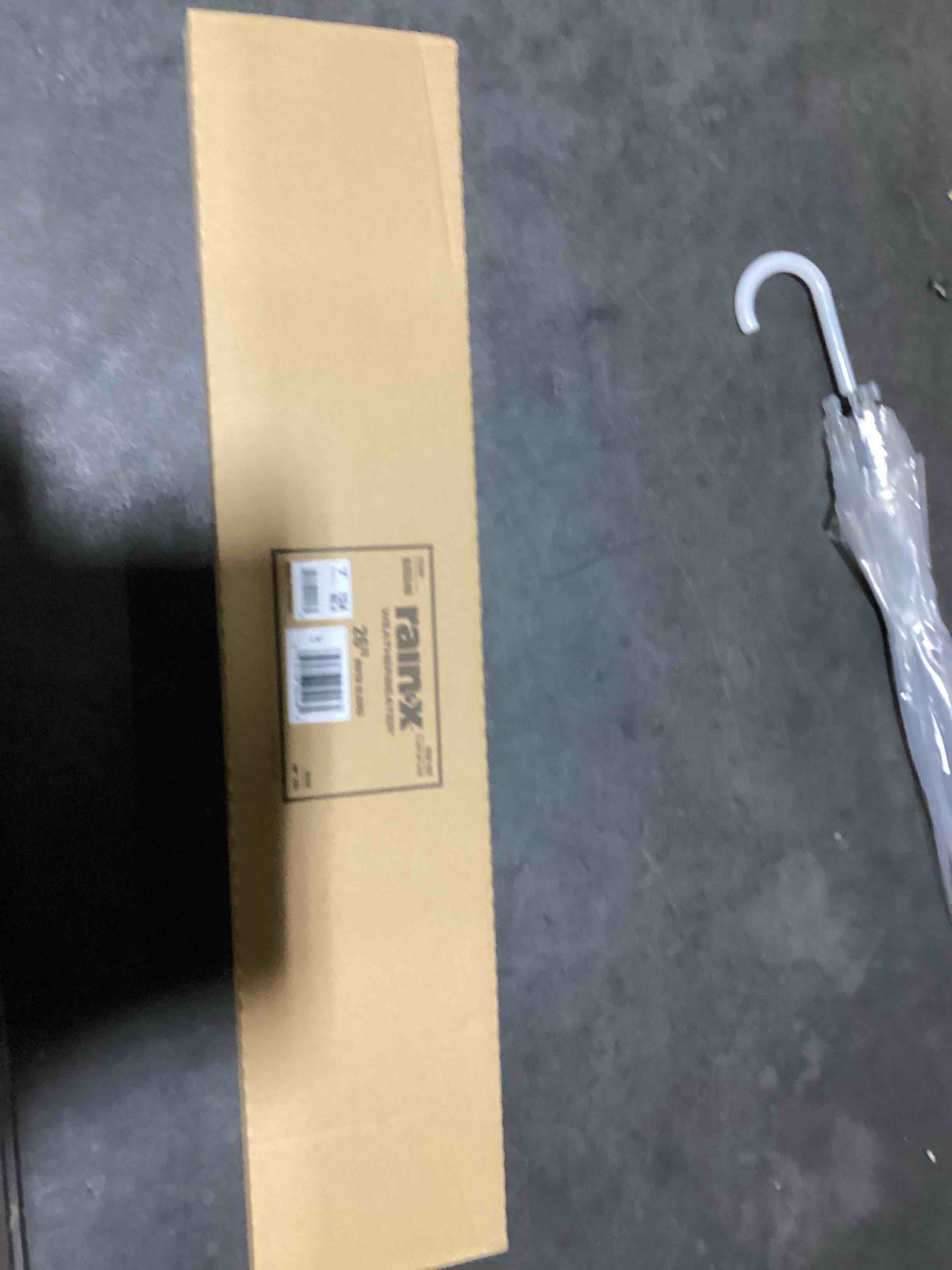 https://s3.amazonaws.com/lotting-images-prod/bidfta/GRA3557120_1750689342169.jpeg