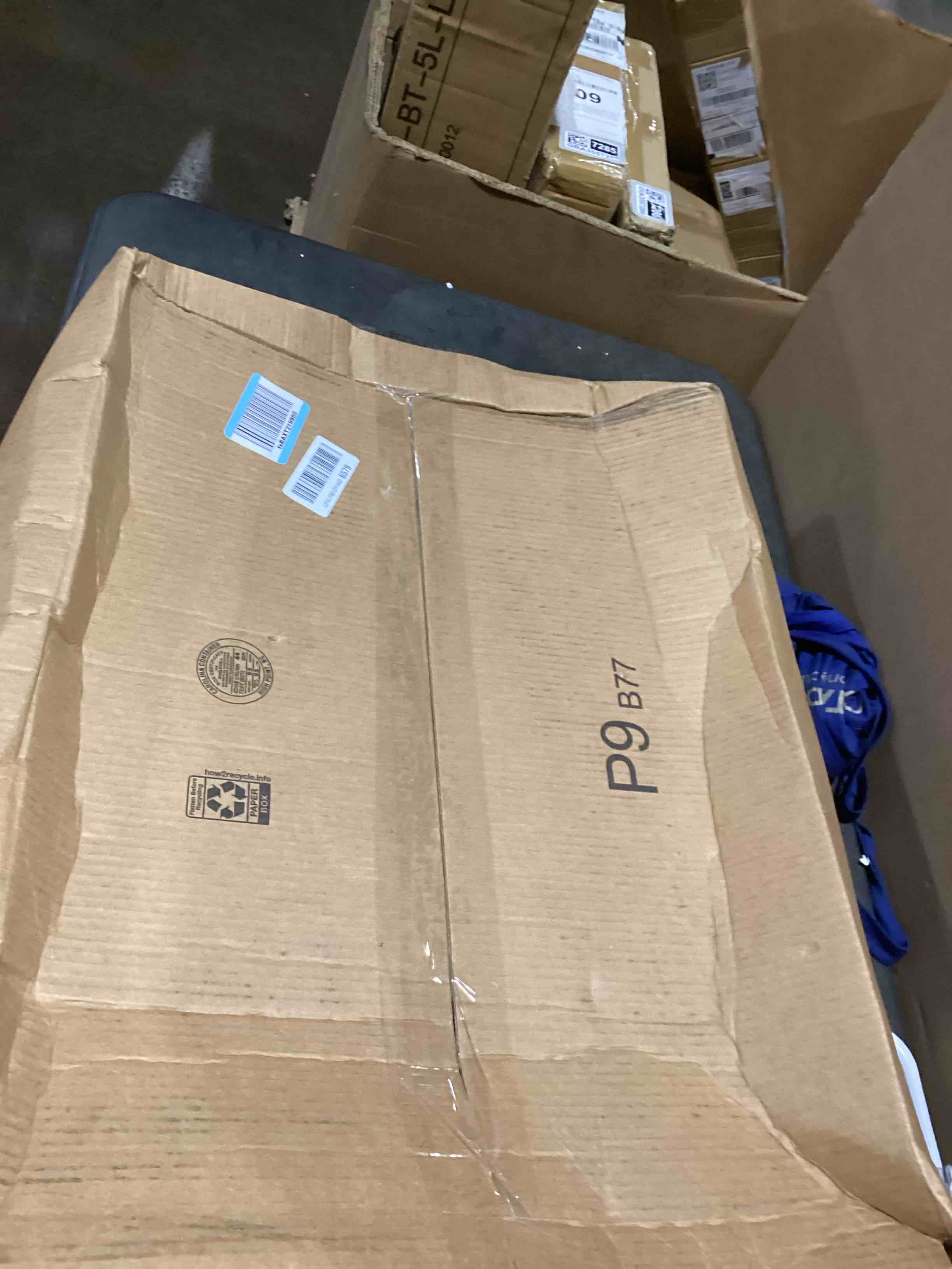 https://s3.amazonaws.com/lotting-images-prod/bidfta/GRA3557287_1750851069467.jpeg