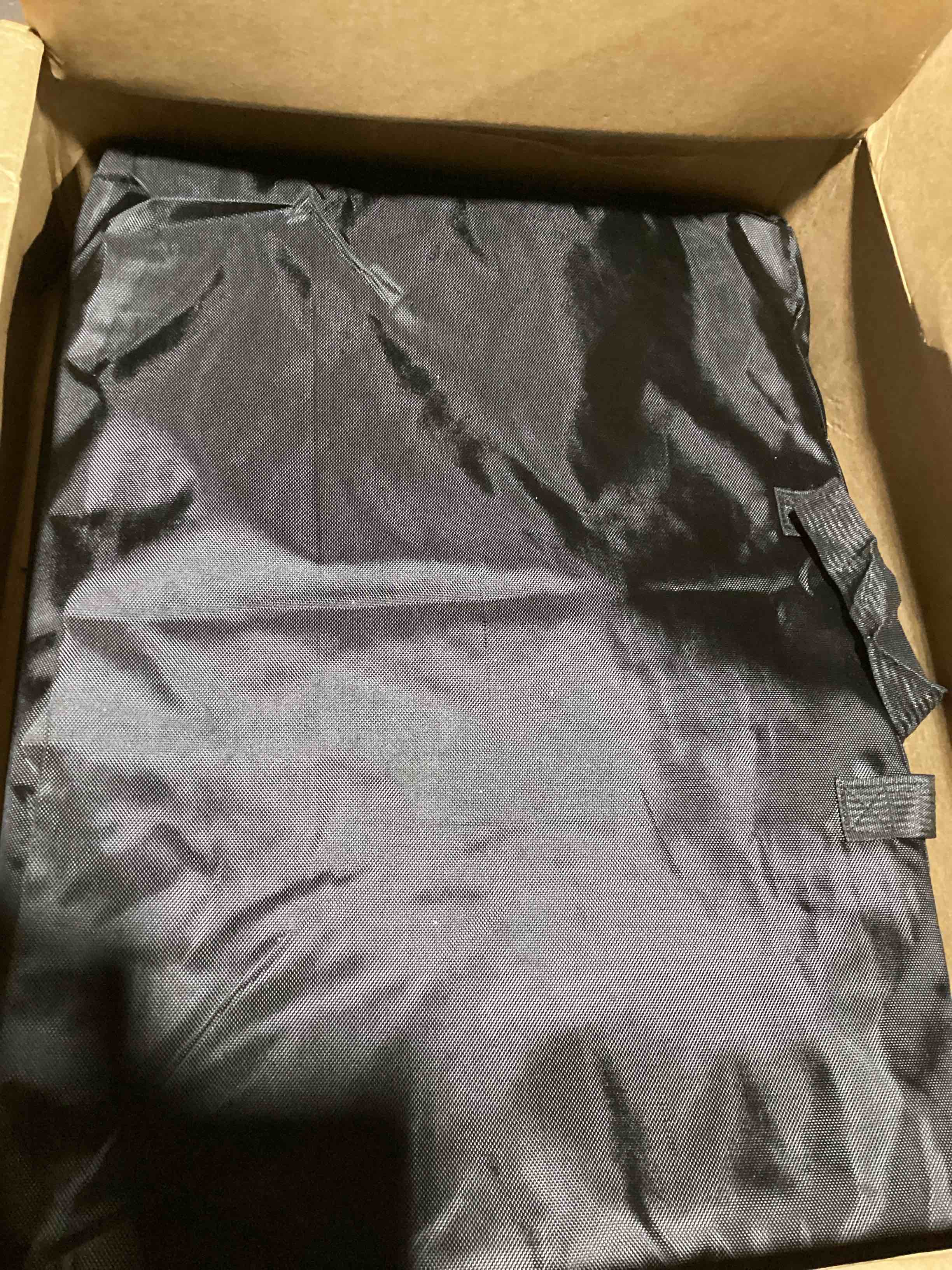https://s3.amazonaws.com/lotting-images-prod/bidfta/GRA3557287_1750851104420.jpeg