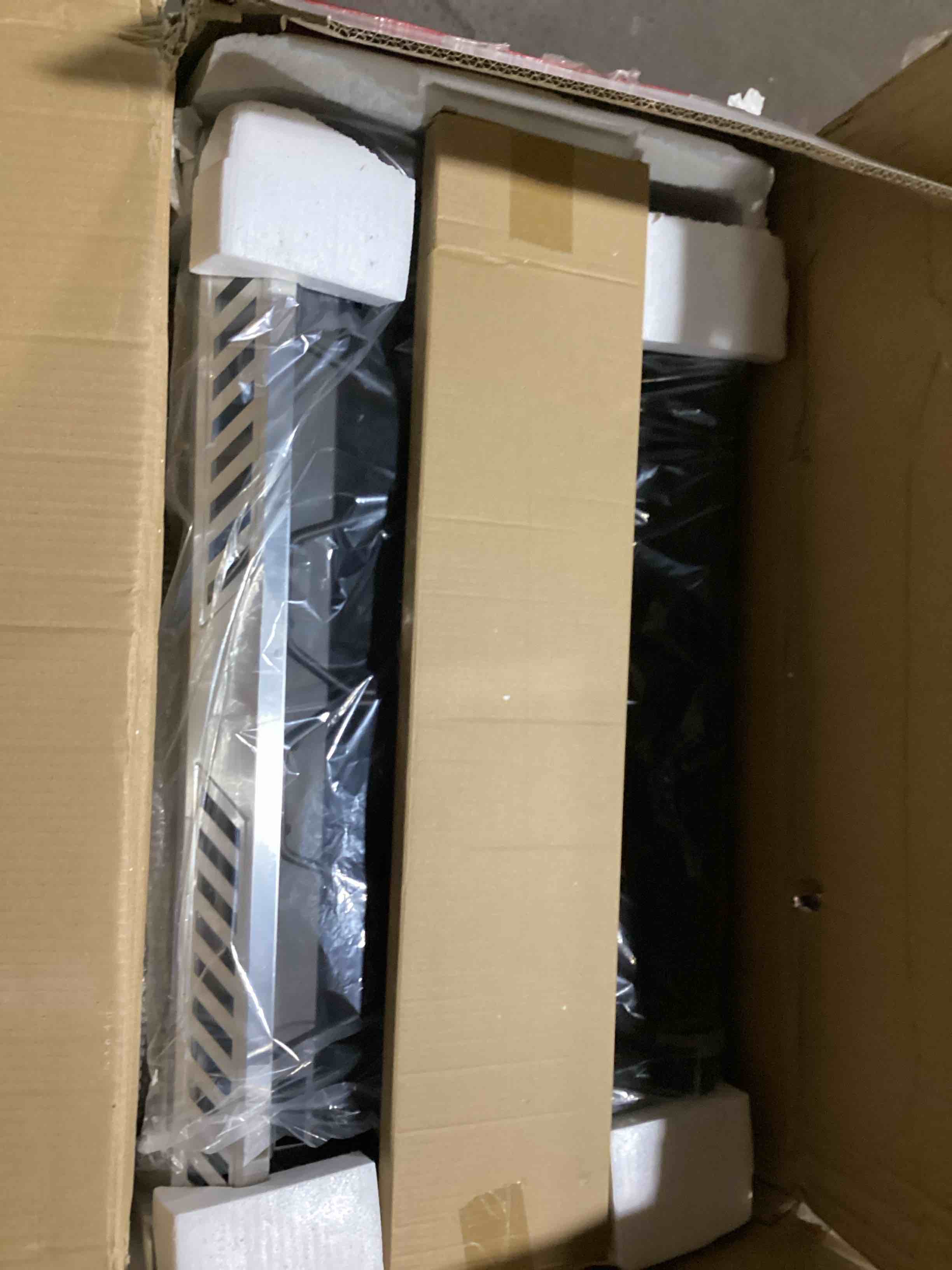 https://s3.amazonaws.com/lotting-images-prod/bidfta/GRA3557299_1750855025098.jpeg