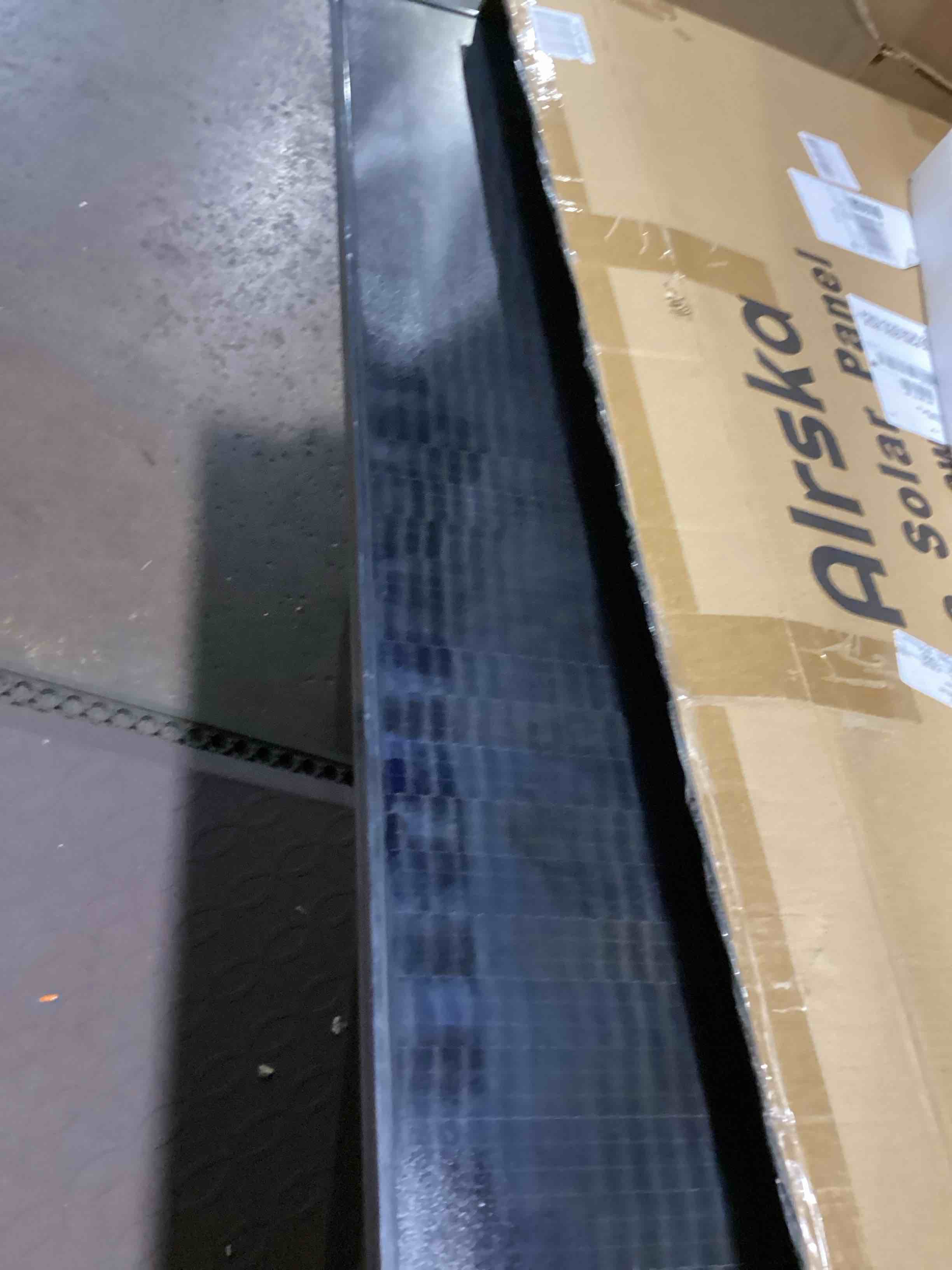 https://s3.amazonaws.com/lotting-images-prod/bidfta/GRA3557318_1750860023147.jpeg