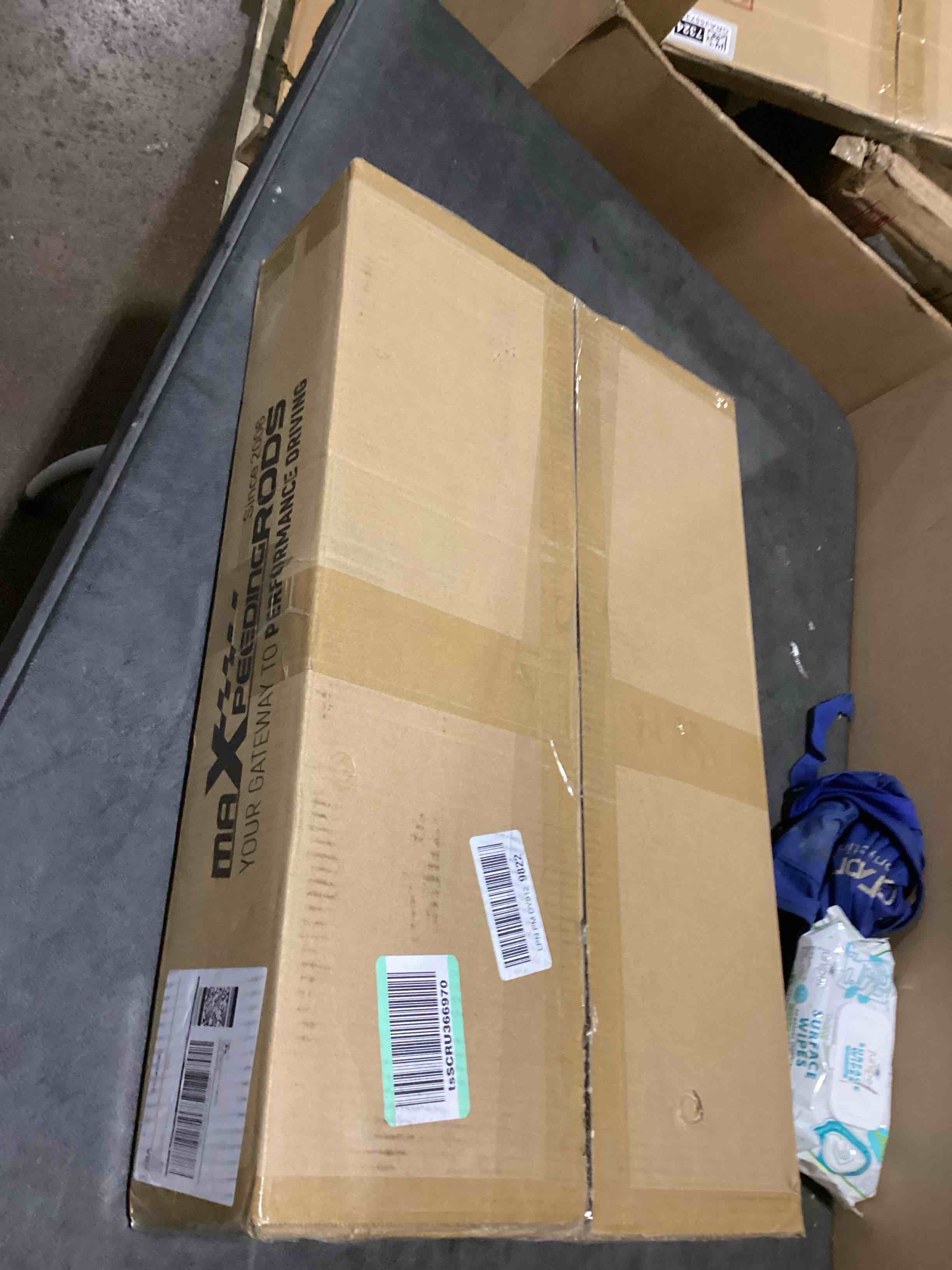 https://s3.amazonaws.com/lotting-images-prod/bidfta/GRA3557325_1750860939110.jpeg