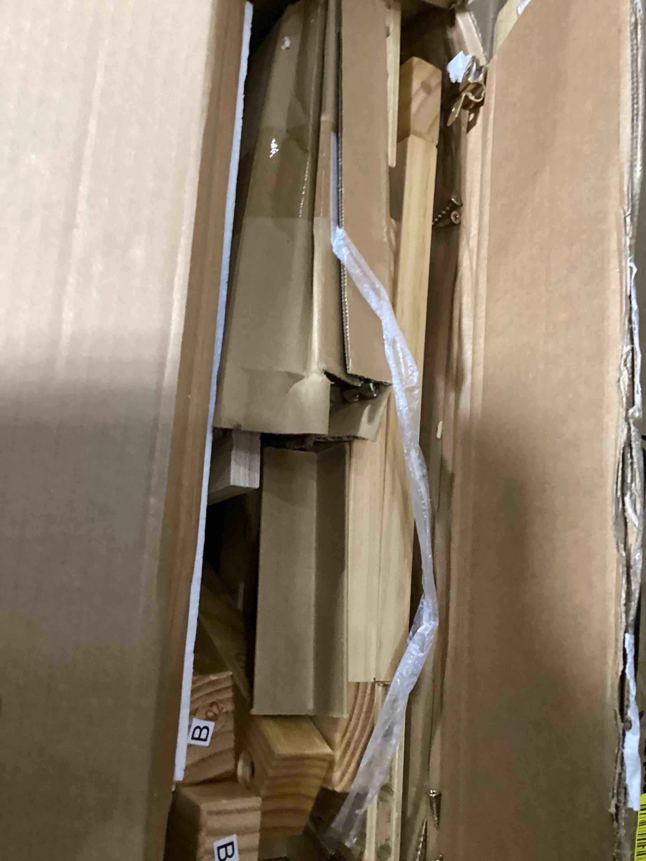 https://s3.amazonaws.com/lotting-images-prod/bidfta/GRA3557477_1750957924041.jpeg