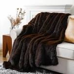luxury faux fur throw blanket, large soft warm cozy fuzzy fluffy fur blankets and throws for bed, home decor, king size fur blanket with long pile