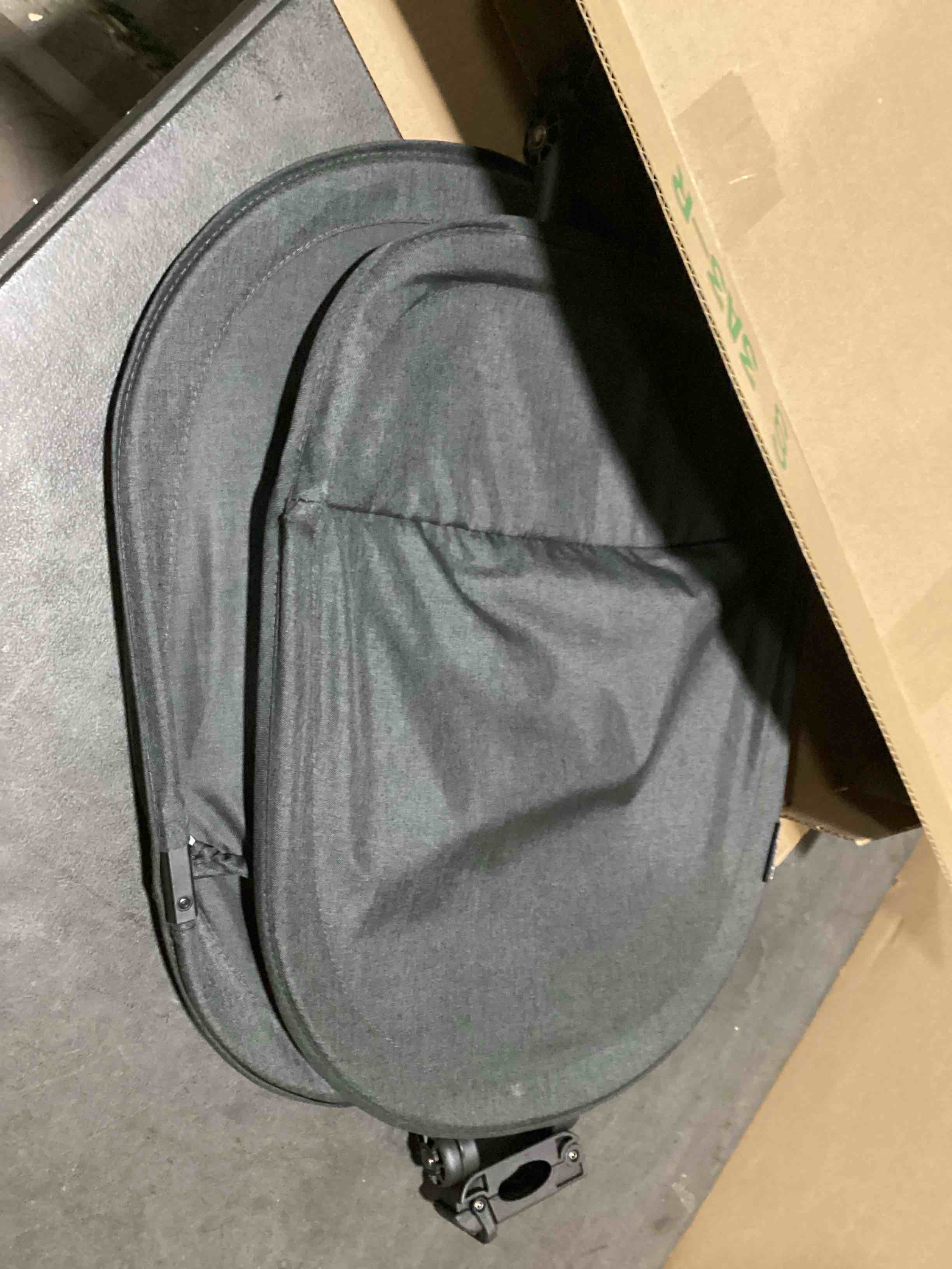 https://s3.amazonaws.com/lotting-images-prod/bidfta/GRA3557669_1751289665892.jpeg