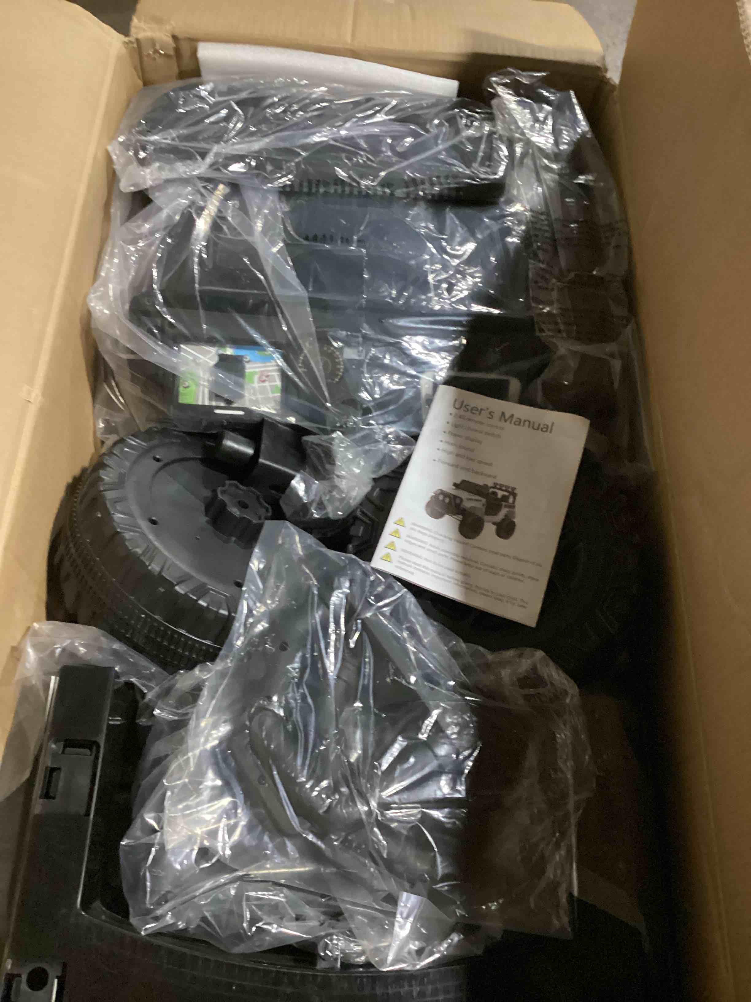 https://s3.amazonaws.com/lotting-images-prod/bidfta/GRA3557991_1751474590538.jpeg