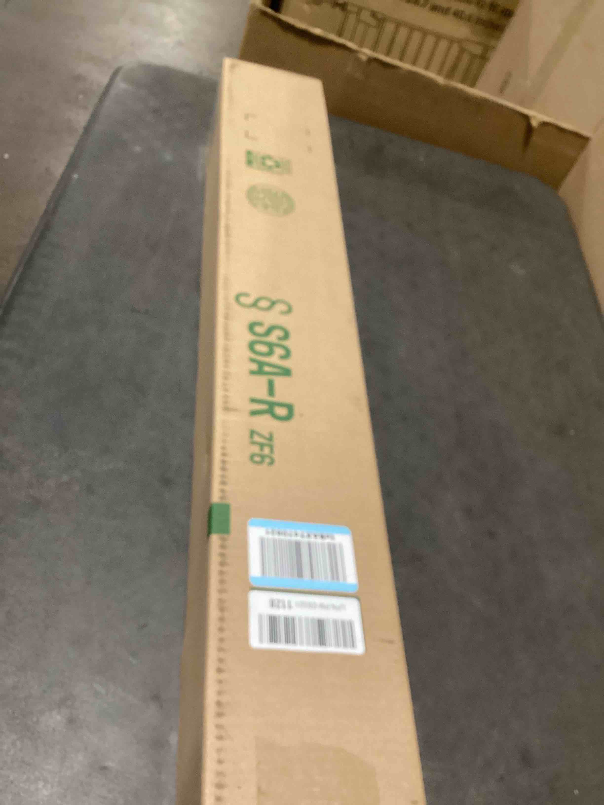 https://s3.amazonaws.com/lotting-images-prod/bidfta/GRA3558150_1751906008843.jpeg
