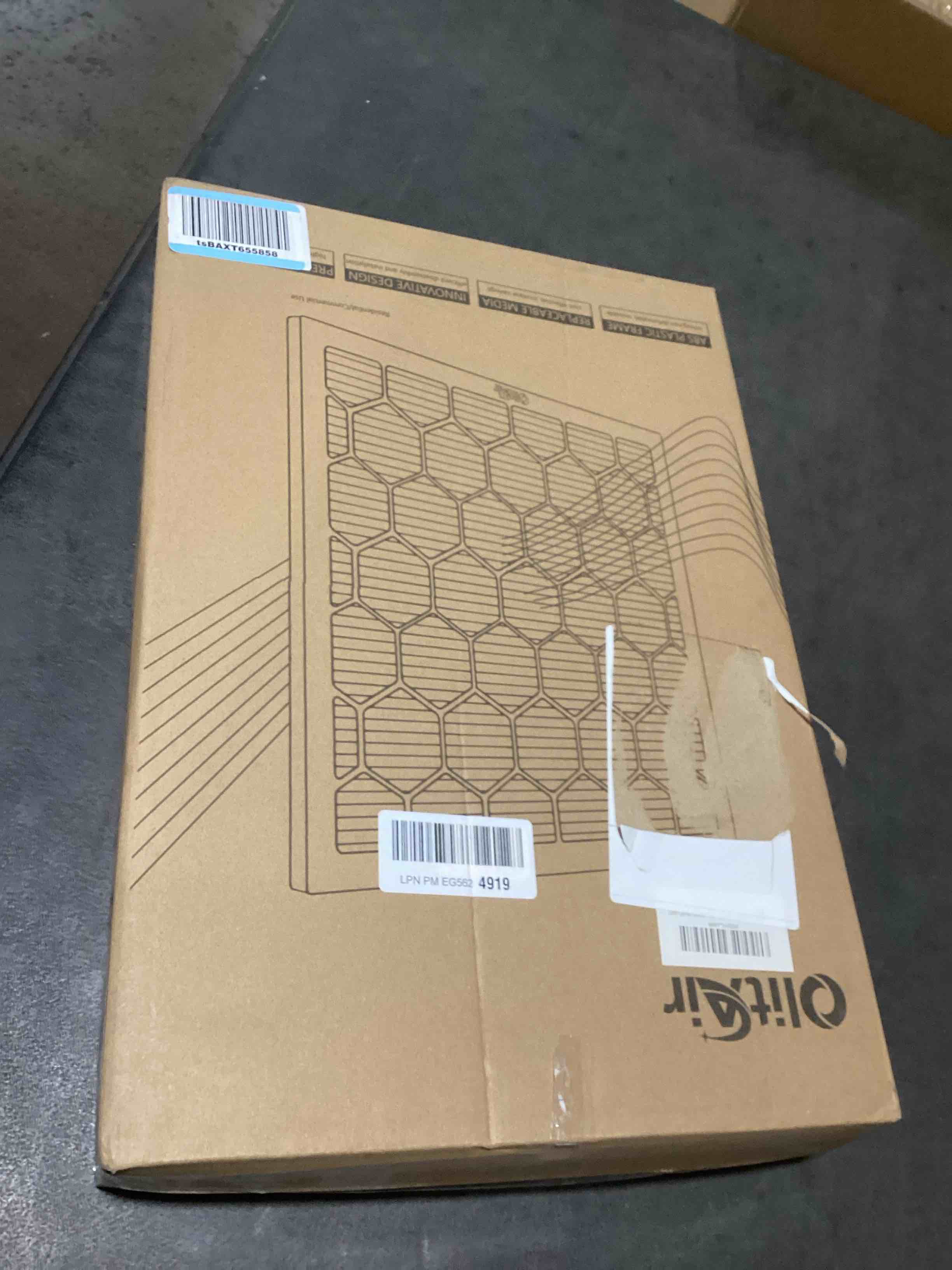 https://s3.amazonaws.com/lotting-images-prod/bidfta/GRA3558174_1751909122245.jpeg