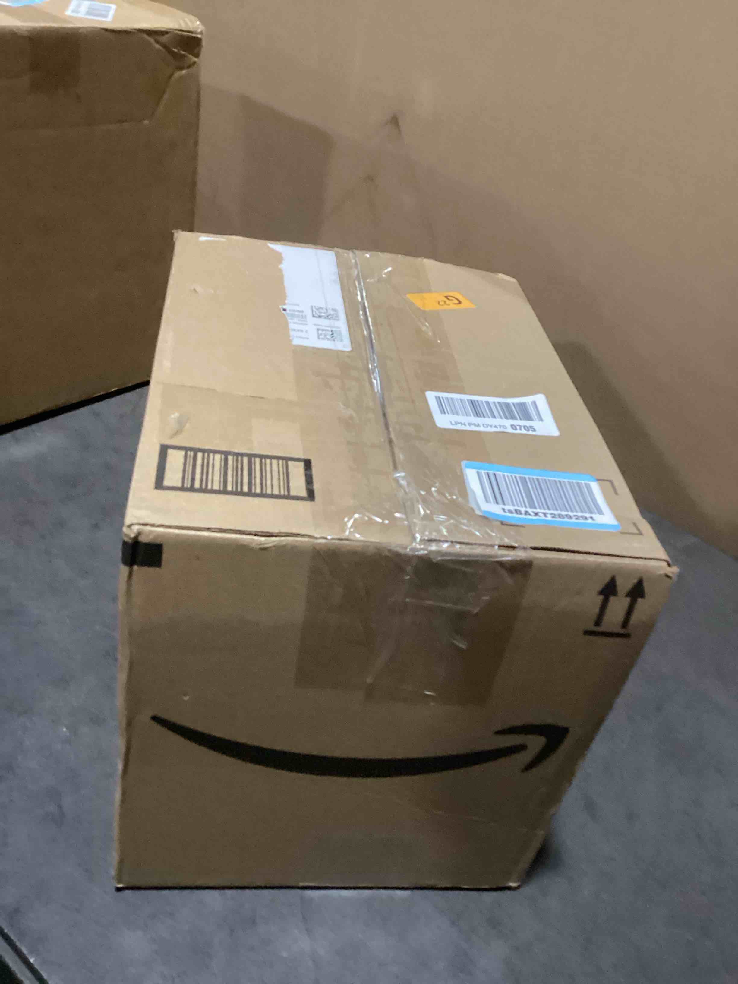 https://s3.amazonaws.com/lotting-images-prod/bidfta/GRA3558206_1751973296104.jpeg