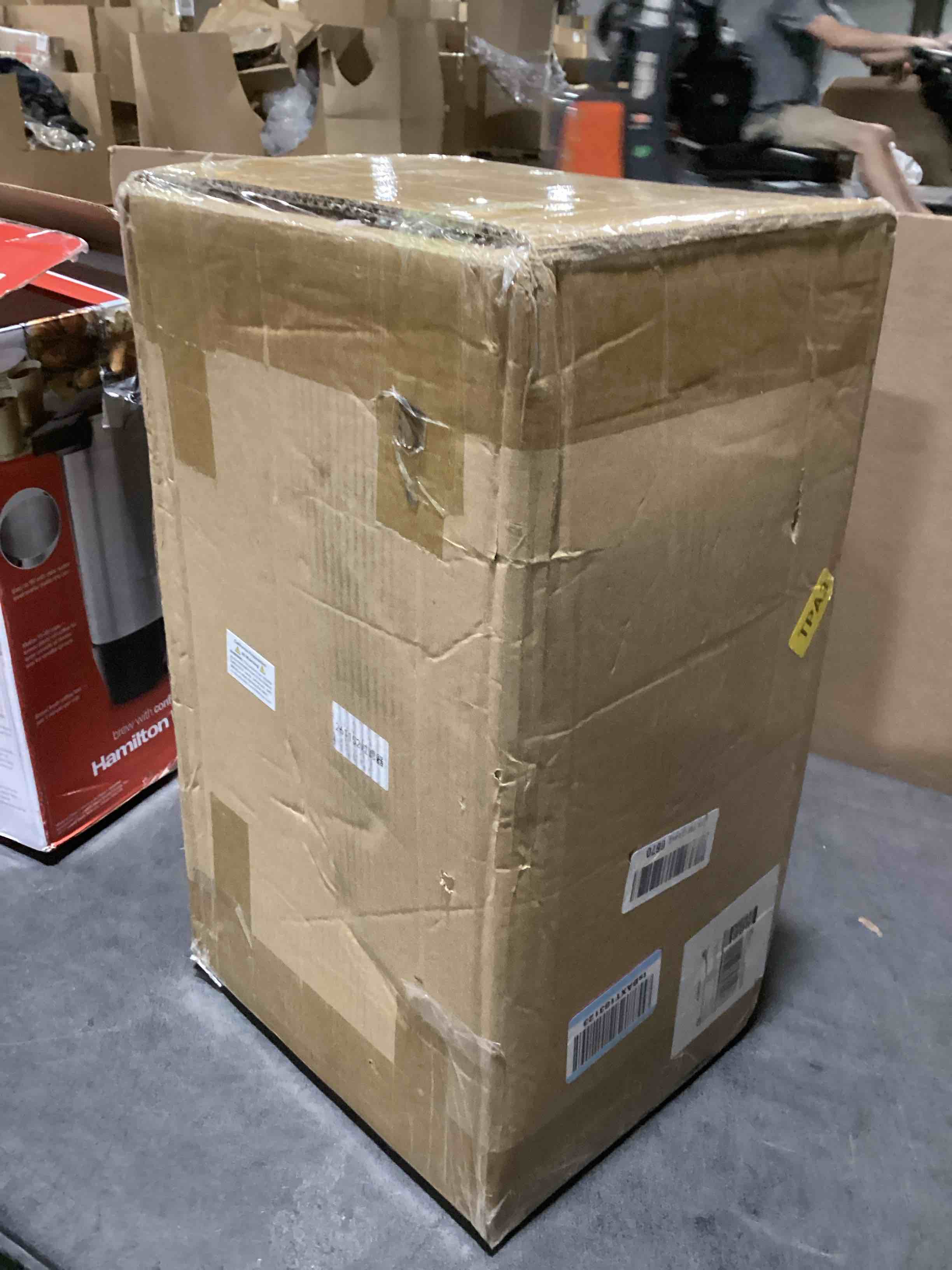 https://s3.amazonaws.com/lotting-images-prod/bidfta/GRA3558246_1751981125283.jpeg