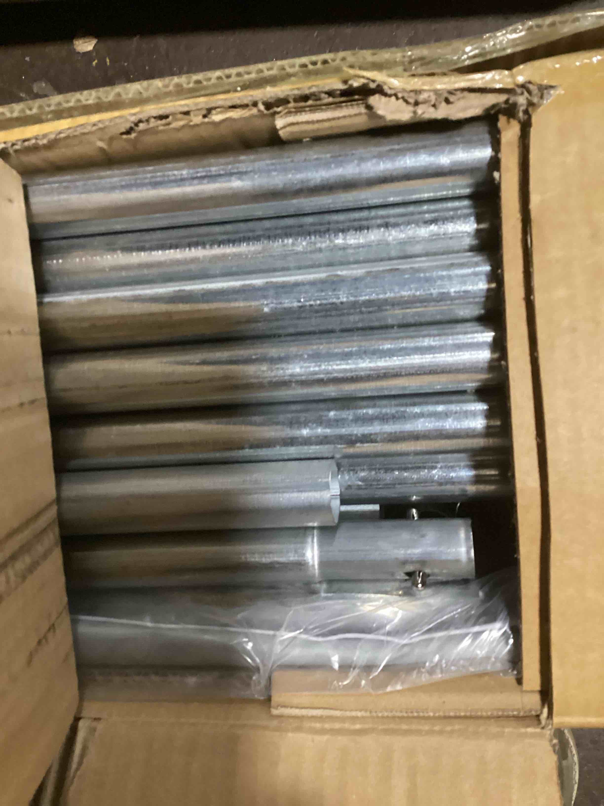 https://s3.amazonaws.com/lotting-images-prod/bidfta/GRA3558297_1751997651870.jpeg