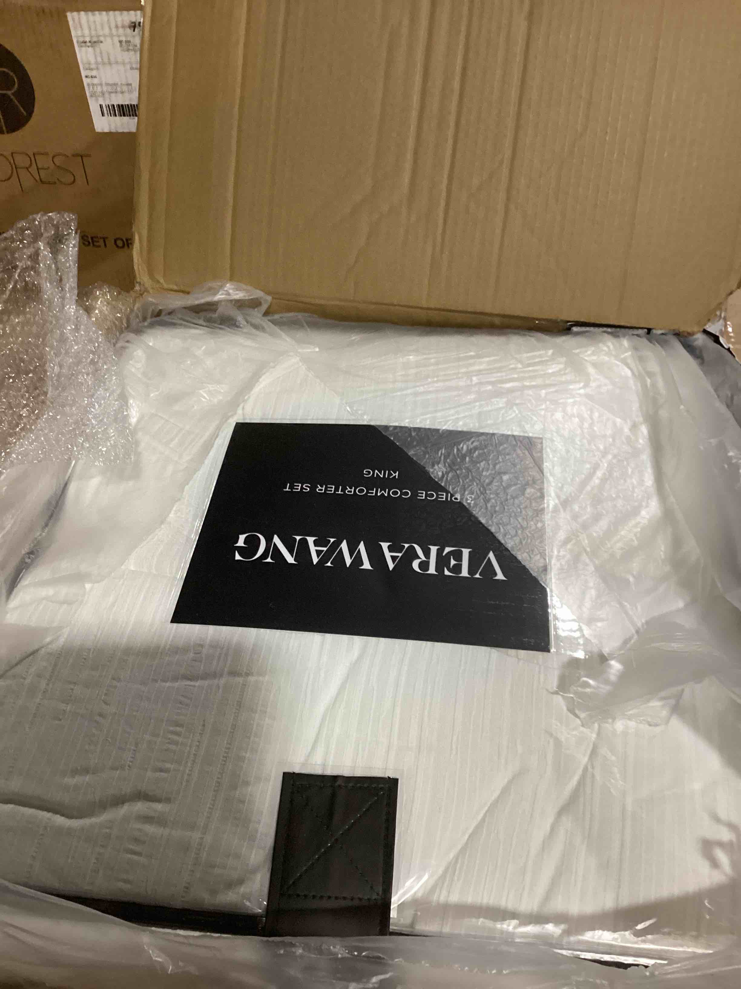 https://s3.amazonaws.com/lotting-images-prod/bidfta/GRA3558335_1752149520092.jpeg