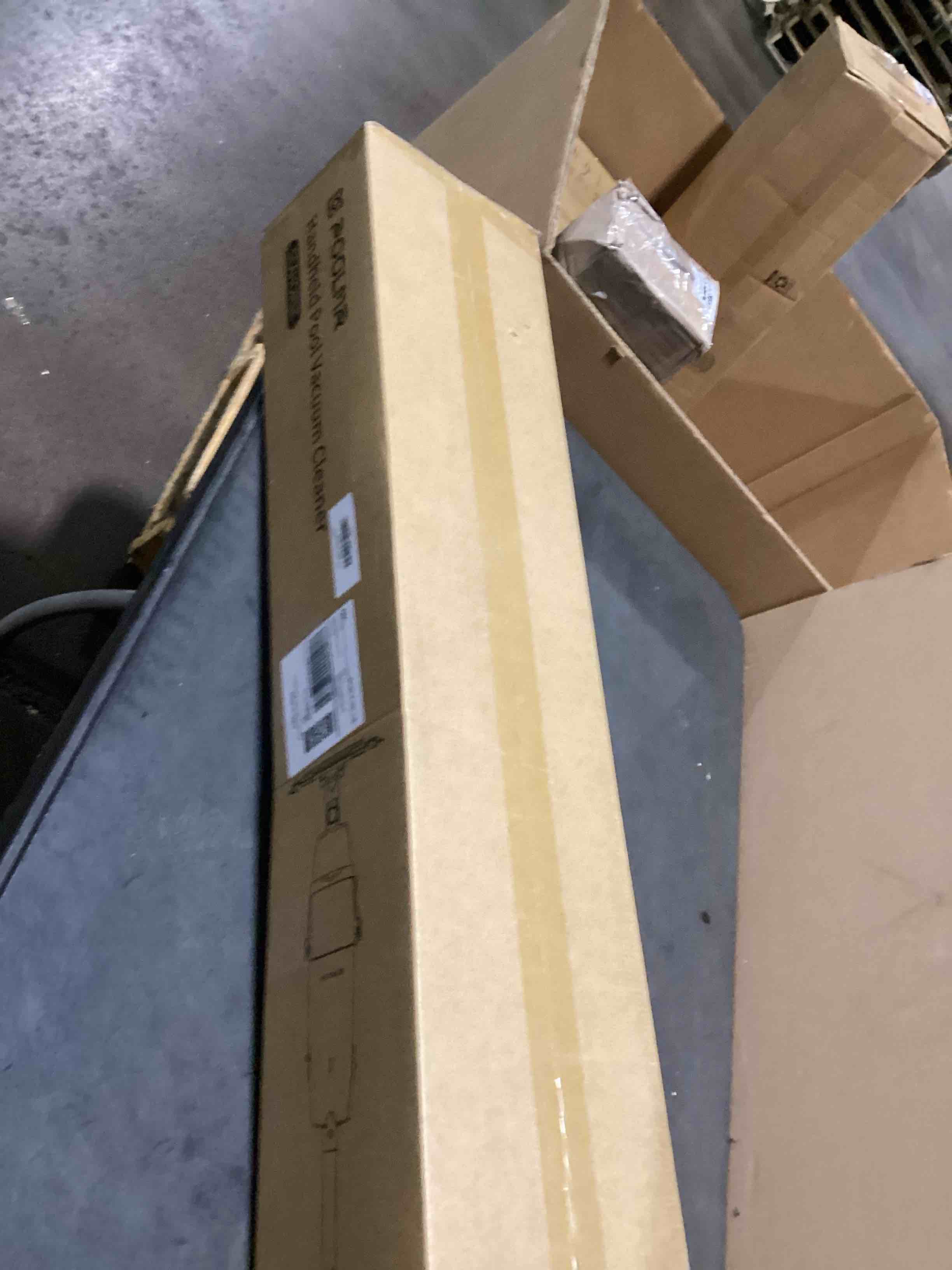 https://s3.amazonaws.com/lotting-images-prod/bidfta/GRA3558435_1752232969637.jpeg