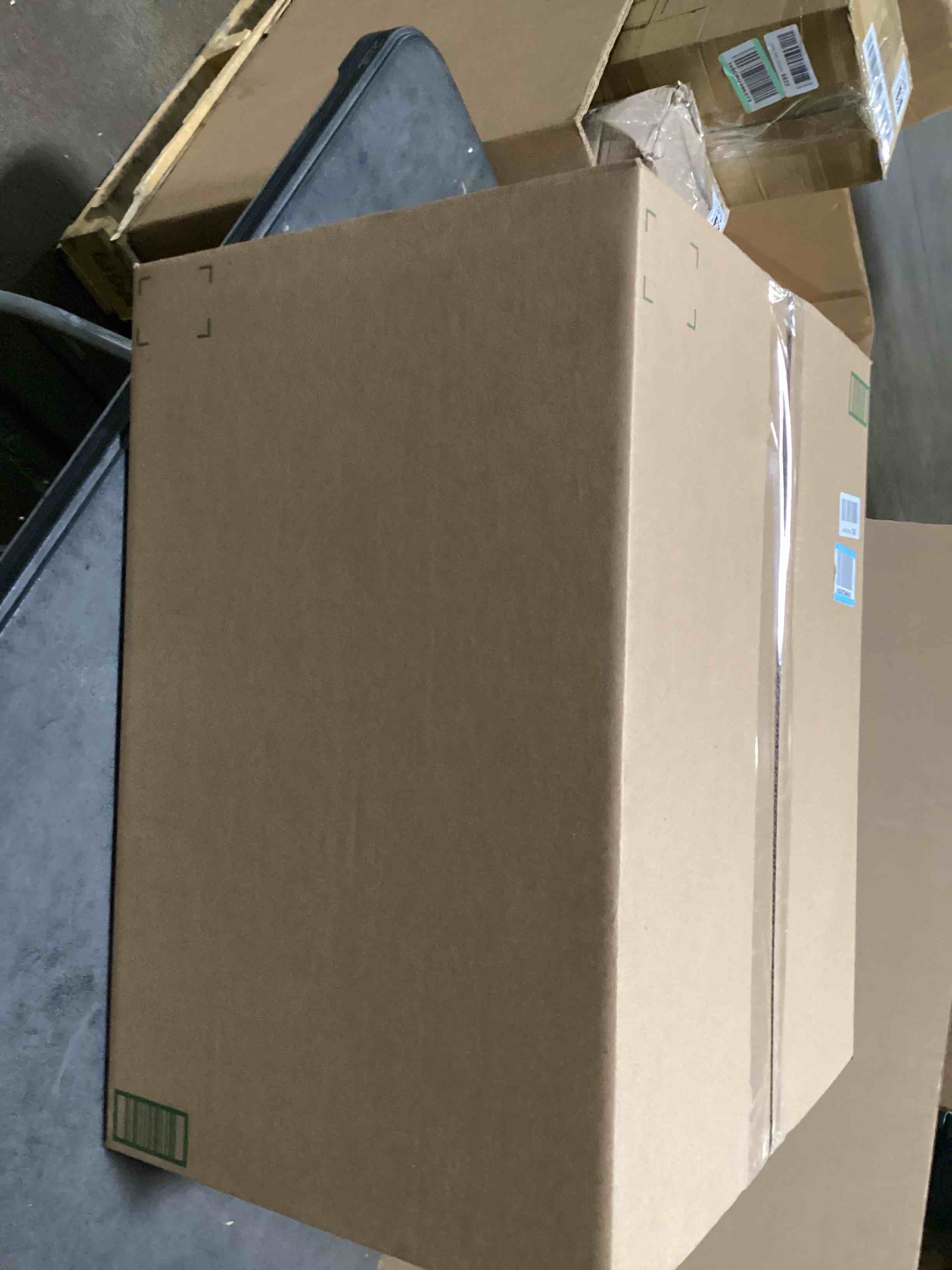 https://s3.amazonaws.com/lotting-images-prod/bidfta/GRA3558436_1752233194773.jpeg