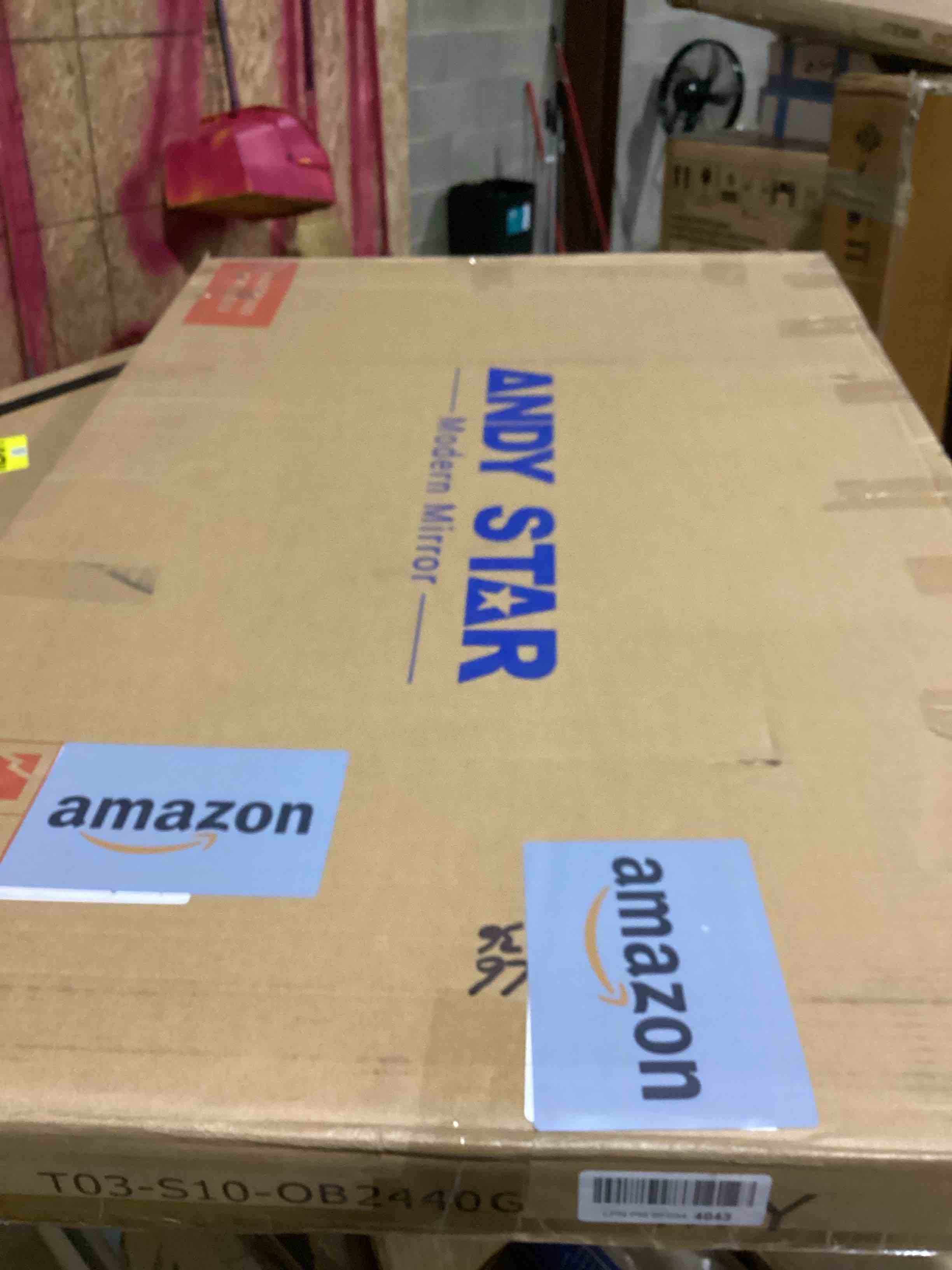 https://s3.amazonaws.com/lotting-images-prod/bidfta/GRA3558570_1752492188579.jpeg