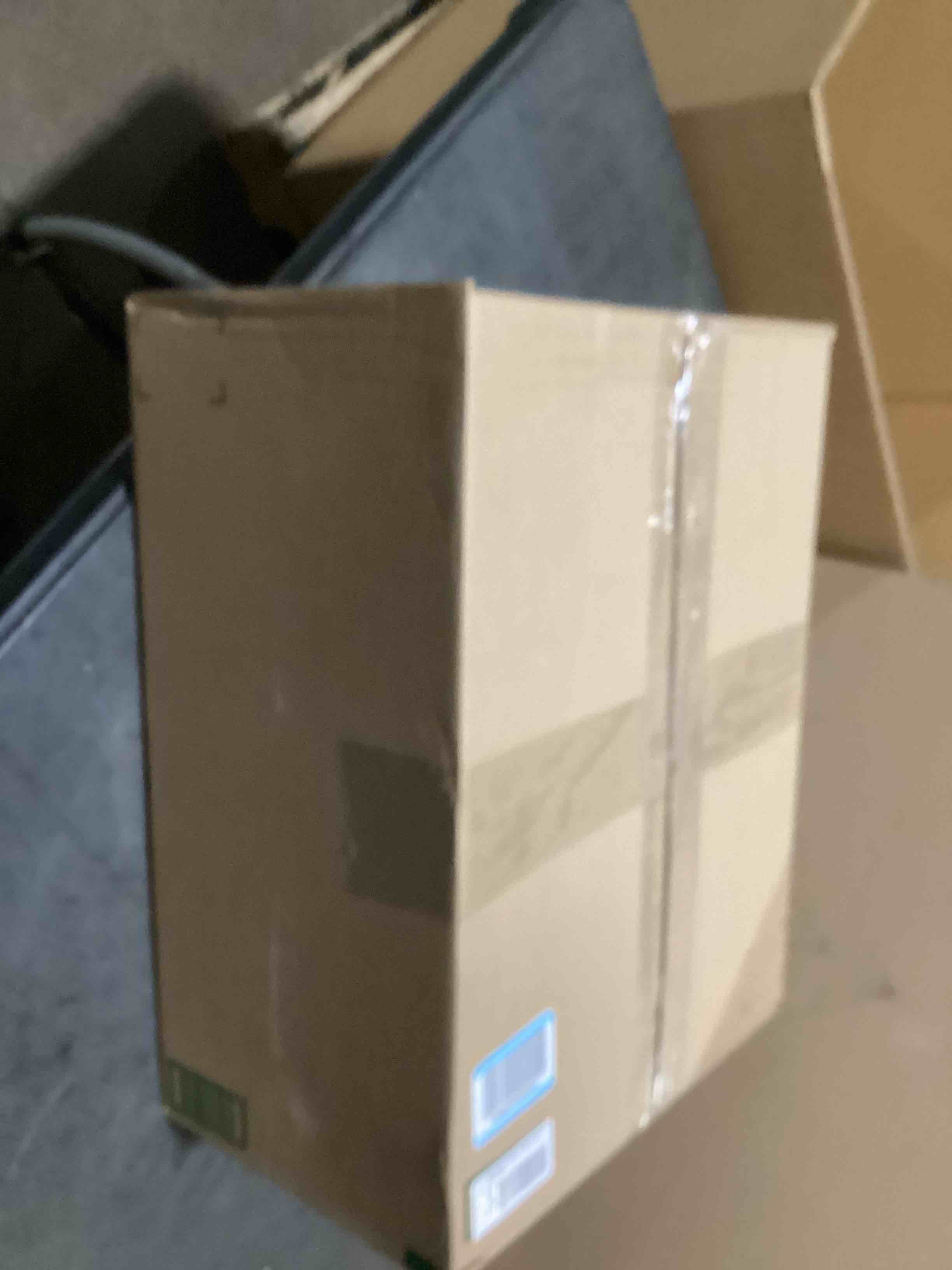 https://s3.amazonaws.com/lotting-images-prod/bidfta/GRA3558682_1752577848864.jpeg