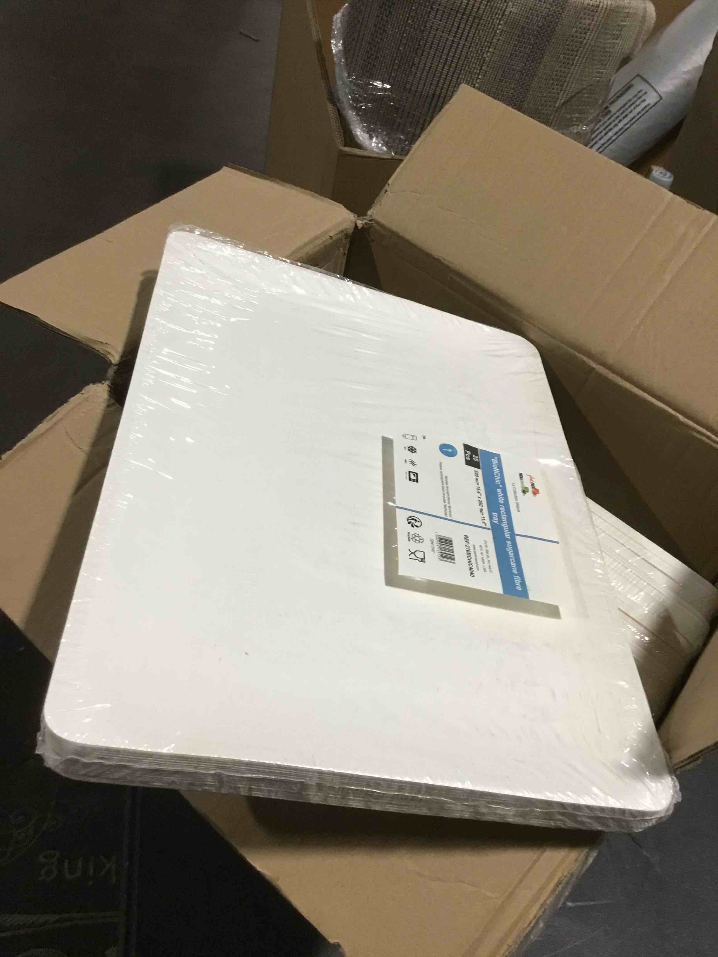 https://s3.amazonaws.com/lotting-images-prod/bidfta/GRA3559889_1750772974086.jpeg
