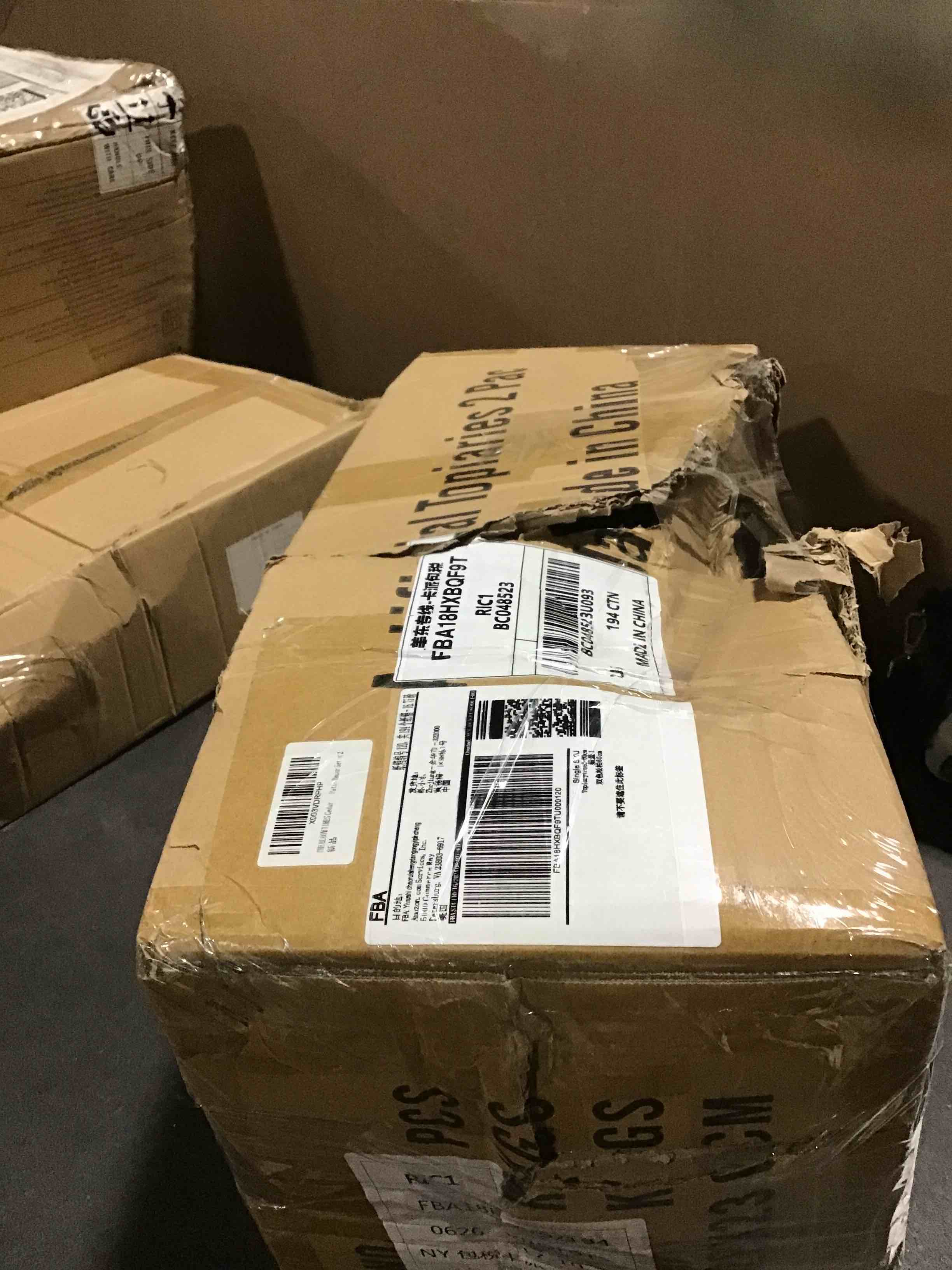https://s3.amazonaws.com/lotting-images-prod/bidfta/GRA3559981_1750852891323.jpeg