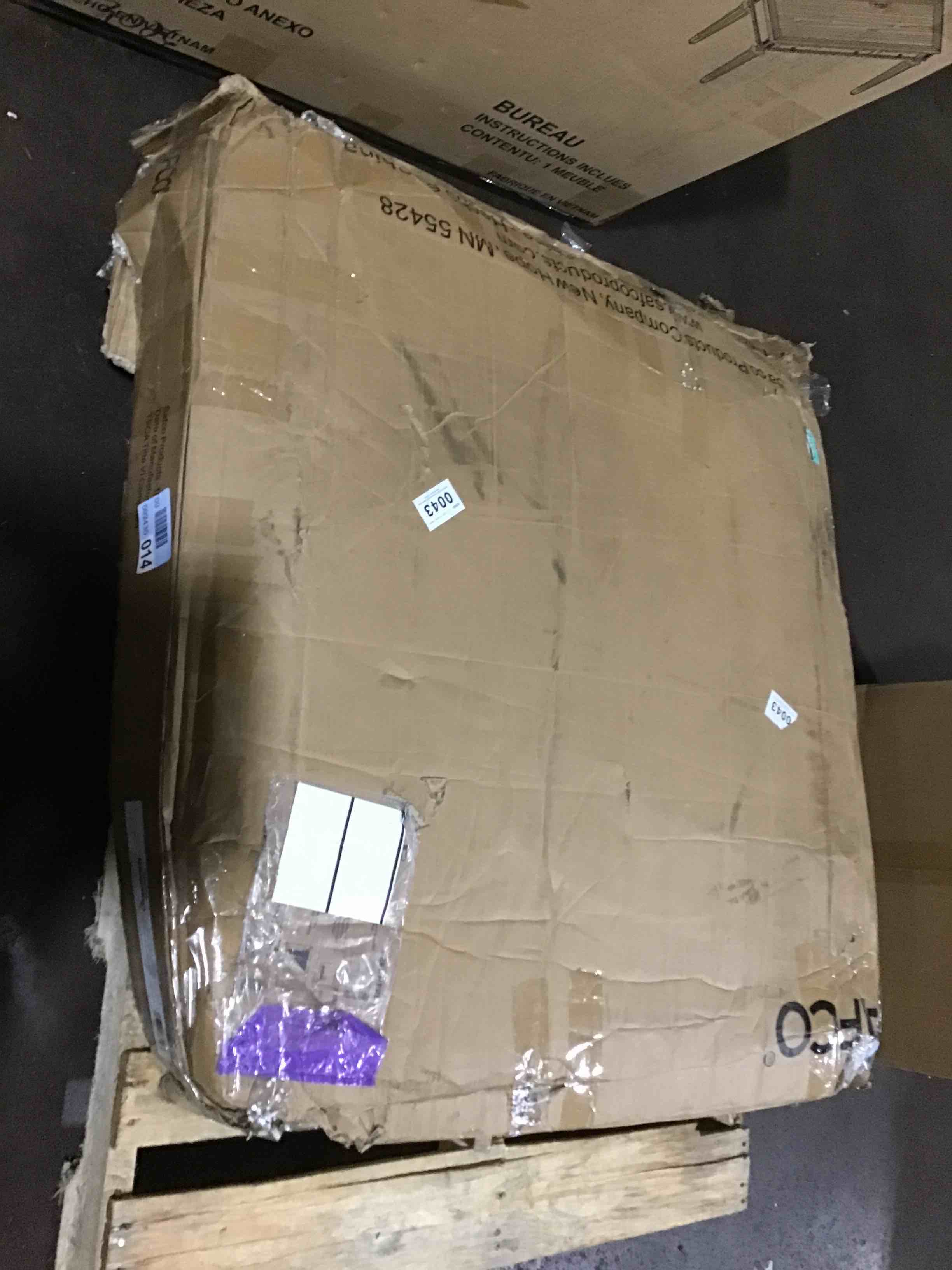 https://s3.amazonaws.com/lotting-images-prod/bidfta/GRA3560137_1750952087472.jpeg