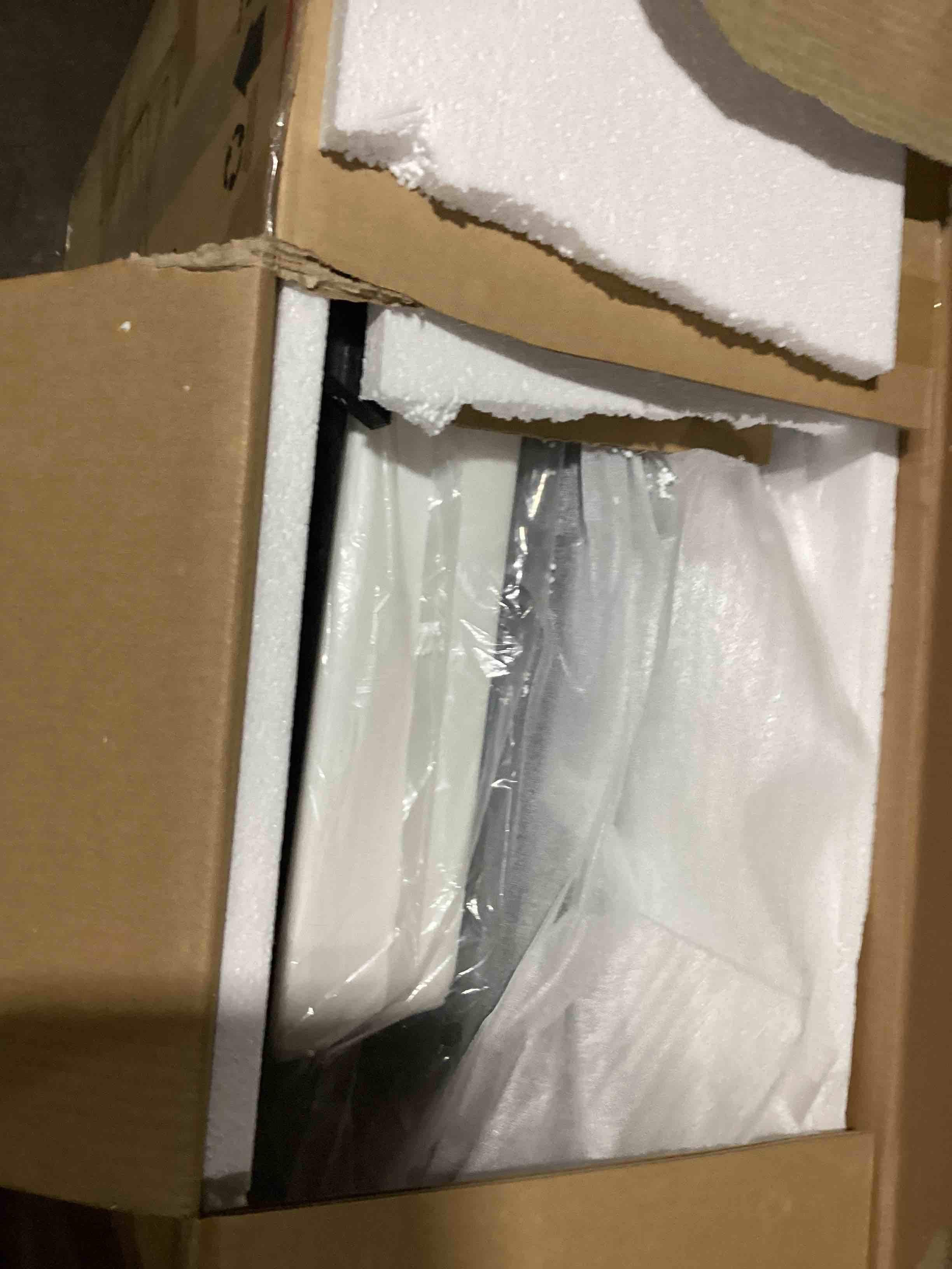https://s3.amazonaws.com/lotting-images-prod/bidfta/GRA3560215_1751030303020.jpeg