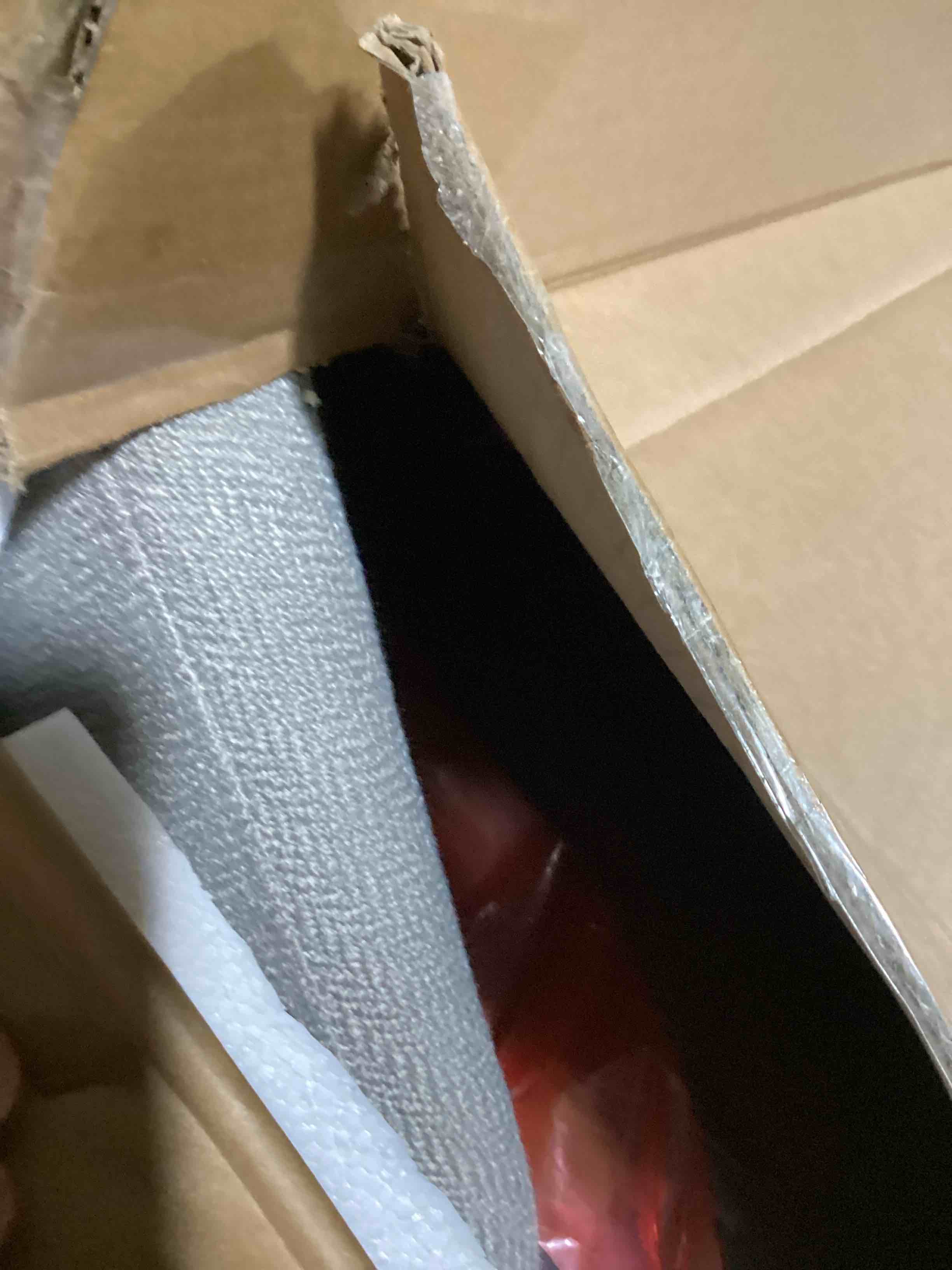 https://s3.amazonaws.com/lotting-images-prod/bidfta/GRA3560216_1751030532894.jpeg